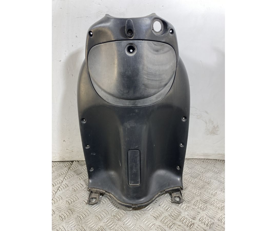 Carena Retroscudo Kymco People 125 Dal 1999 al 2005 1749032487418 Carena Retroscudo Kymco People 125 Dal 1999 al 2005 1749032487418