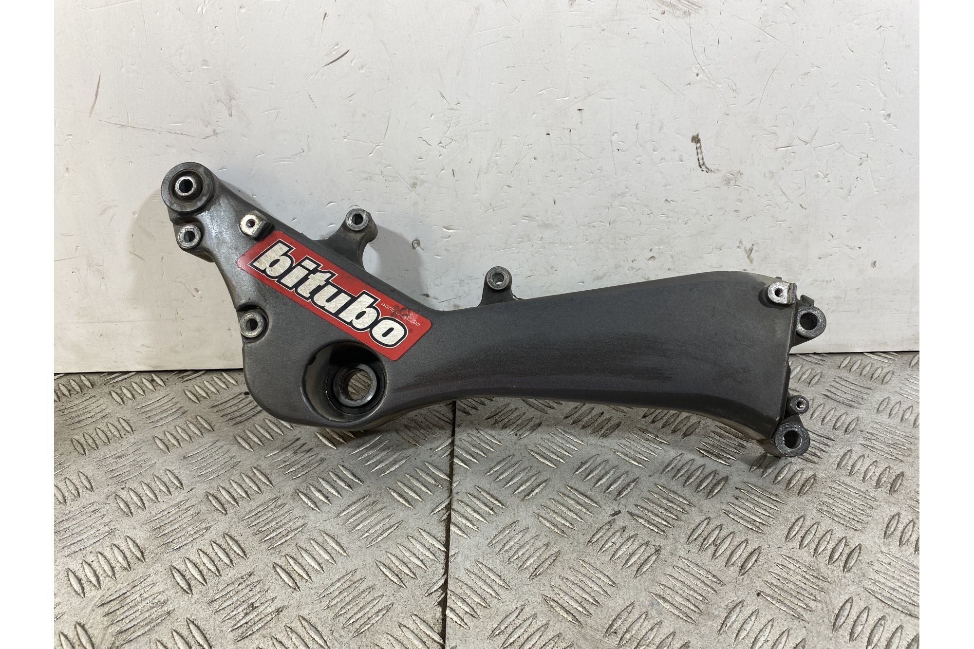 Staffa Supporto Marmitta Honda Silver Wing 400 Dal 2001 al 2009  1749034289188