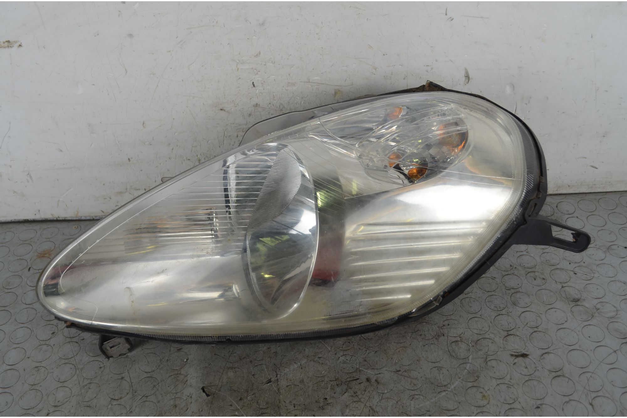 Faro Anteriore SX Fiat Grande Punto Dal 2005 al 2018 Cod 51701593  1749041661311