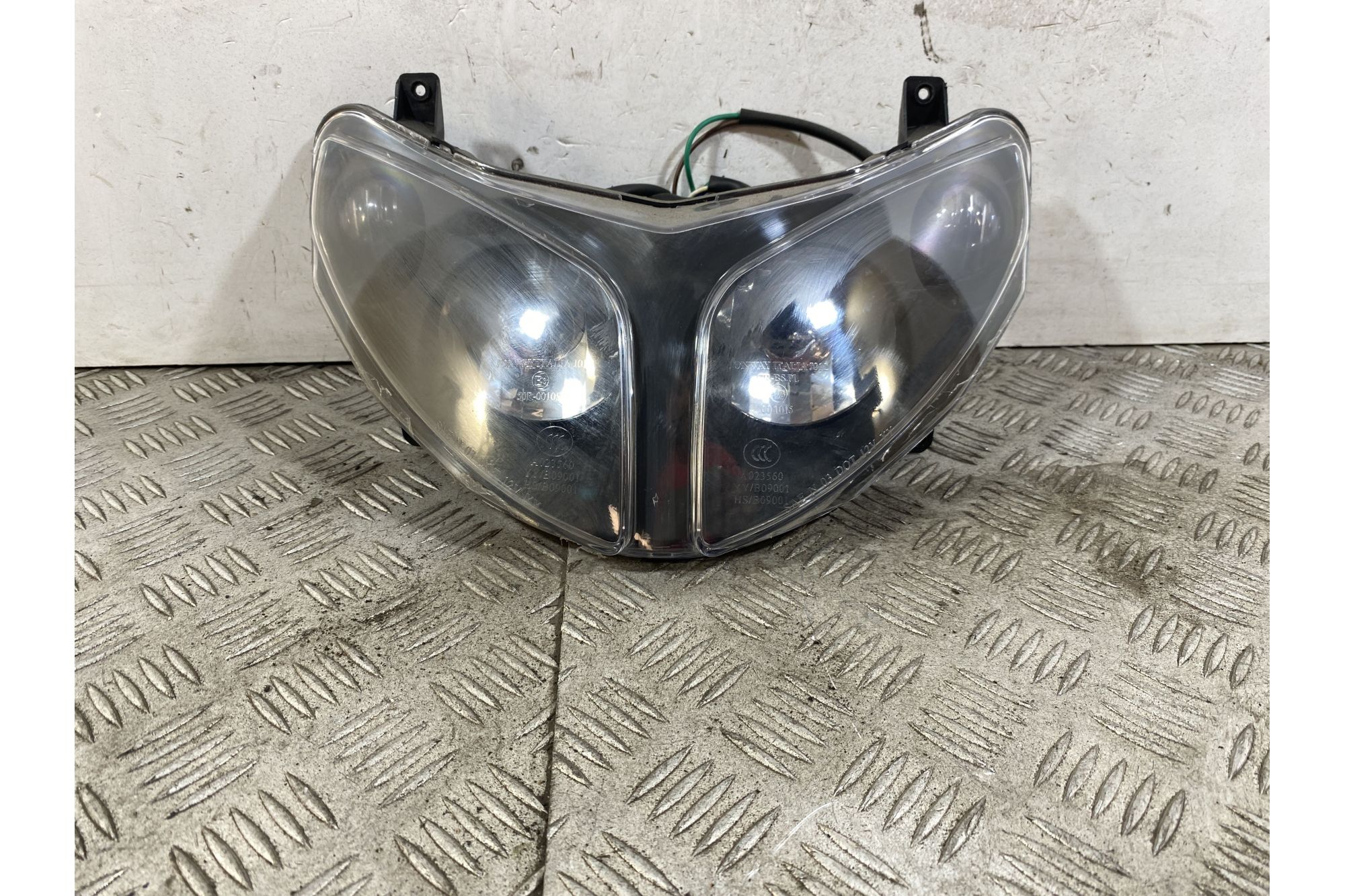 Faro Fanale Anteriore Hupper Tomcat 50 Dal 2009 al 2015  1749050596932