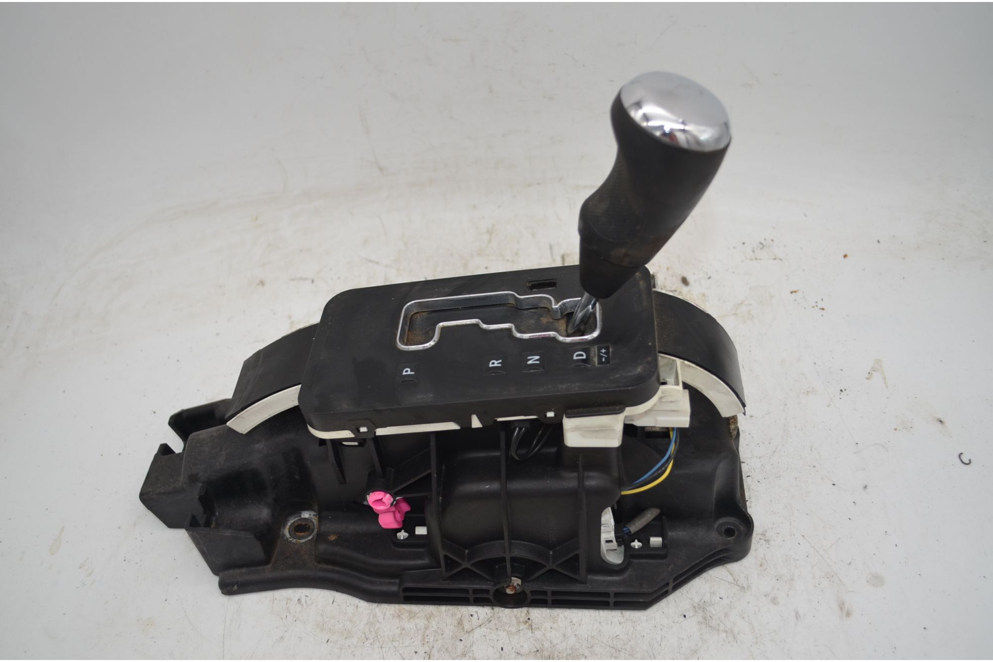 Selettore + Leva Cambio Dodge Nitro Dal 2006 al 2011 Cod 705110007  1749114139600