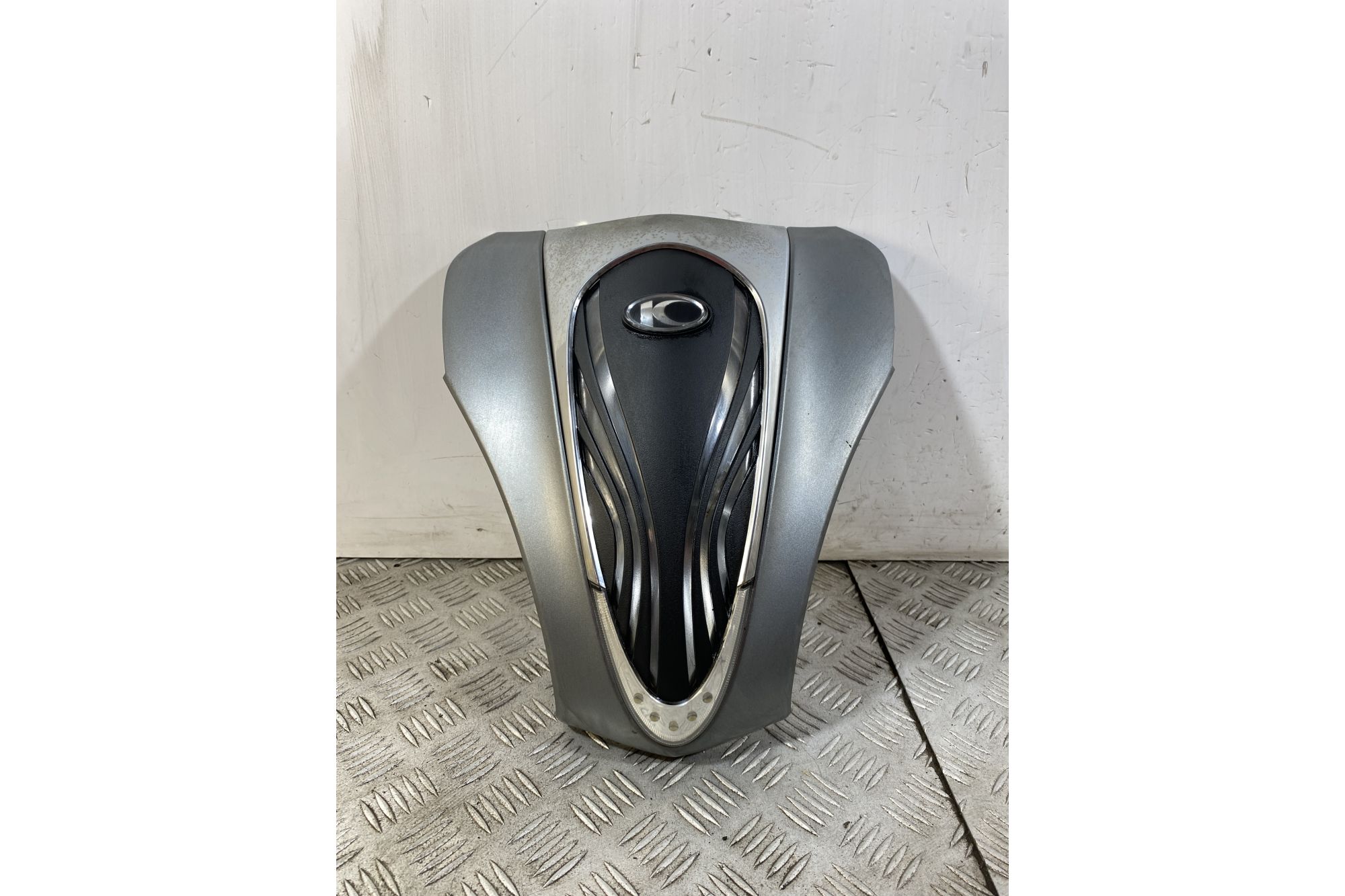 Carena Scudetto Anteriore Kymco People One 125 / 150 Dal 2016 al 2018  1749116951750