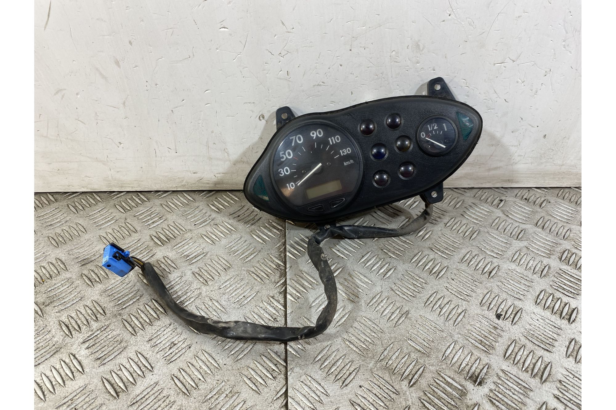 Strumentazione Contachilometri BMW C1 200 dal 2001 al 2002  1749204572140