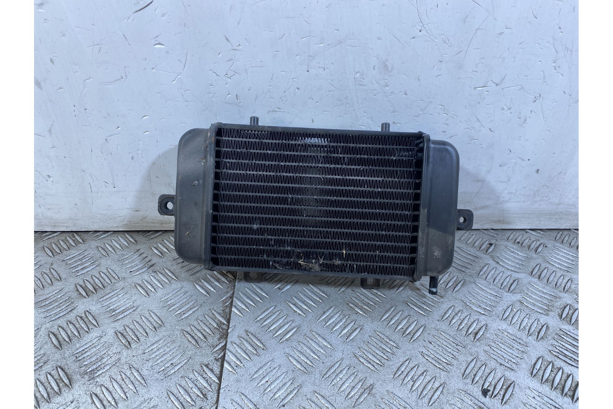 Radiatore BMW C1 200 dal 2001 al 2002  1749205179355