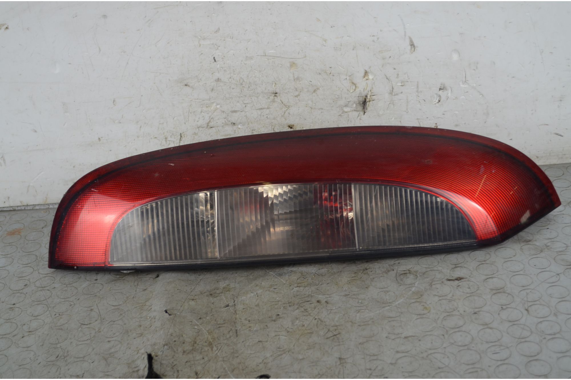 Fanale Stop Posteriore SX Opel Corsa C Dal 2000 al 2006 Cod 9196363  1749212424011