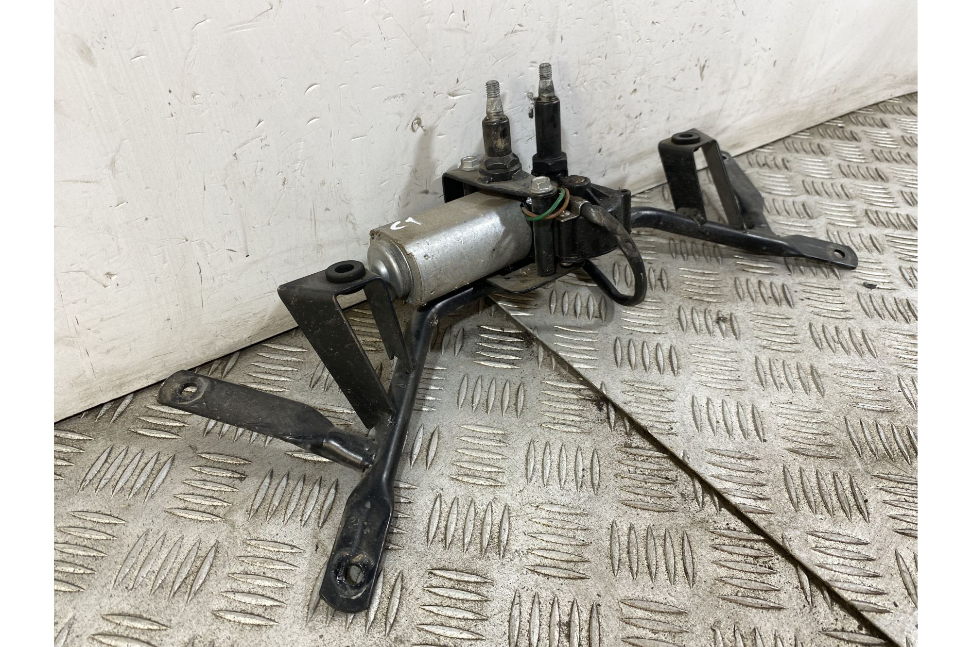 Motorino tergicristallo con Supporto BMW C1 200 dal 2001 al 2002  1749213742763