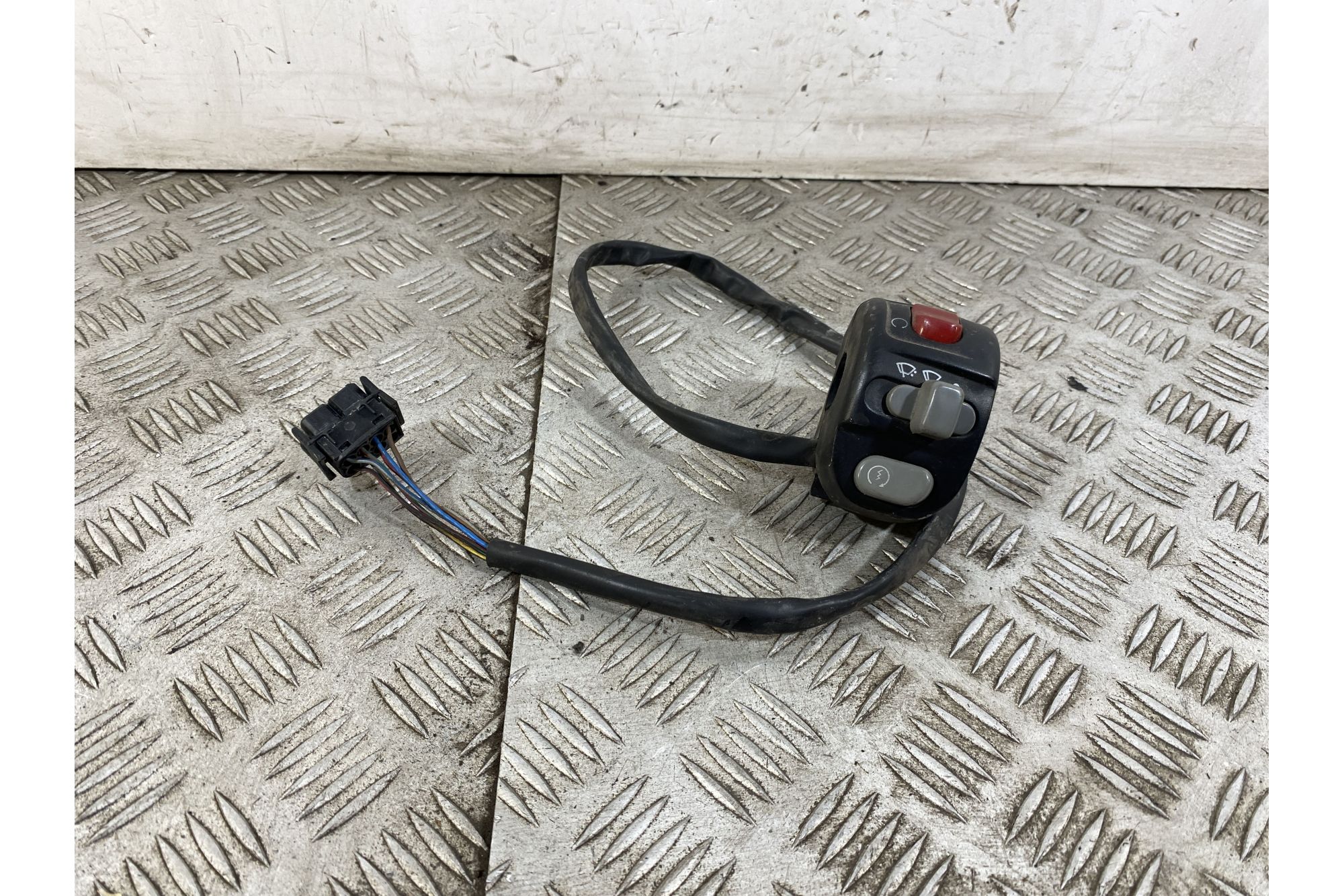 Commutatore Devioluci Destro Dx BMW C1 200 dal 2001 al 2002  1749218366223