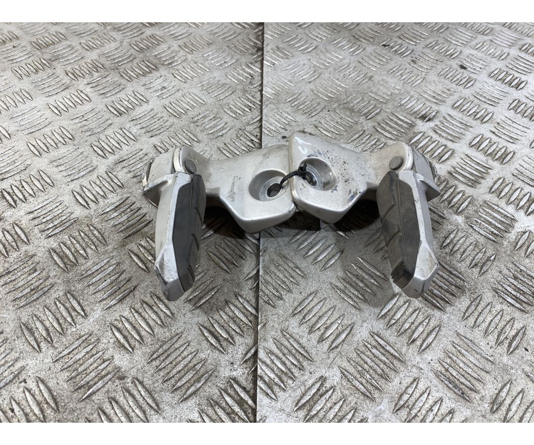 Coppia Pedalini Poggiapiedi passeggero BMW C1 200 dal 2001 al 2002 1749461825959 Coppia Pedalini Poggiapiedi passeggero BMW C1 200 dal 2001 al 2002 1749461825959