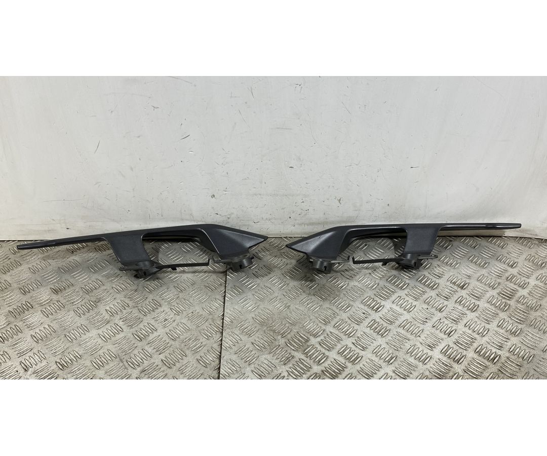 Coppia Maniglie Maniglione Portapacchi Yamaha Xmax X-max 300 dal 2017 al 2020 1749463276155 Coppia Maniglie Maniglione Portapacchi Yamaha Xmax X-max 300 dal 2017 al 2020 1749463276155