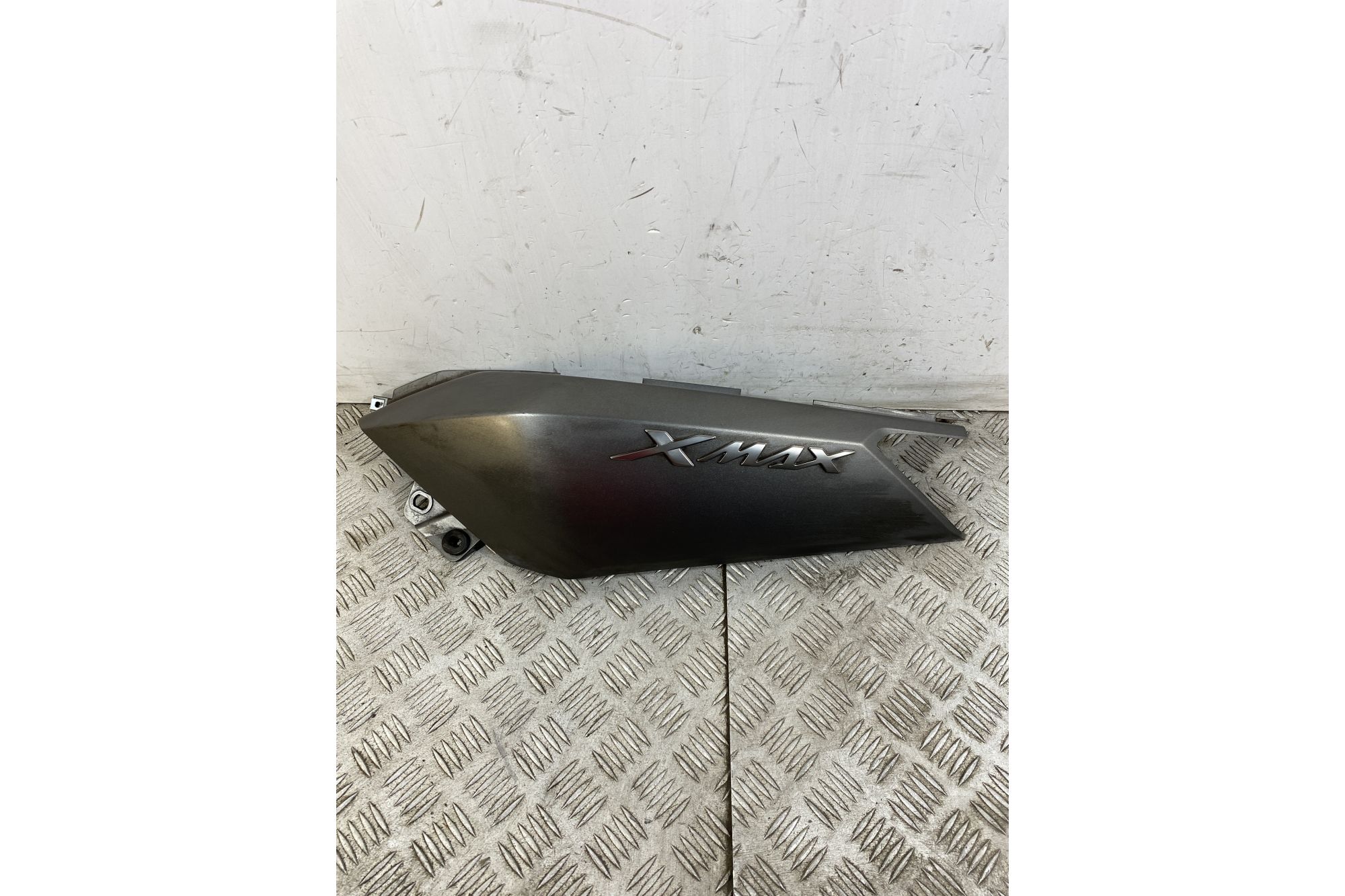 Carena Fianchetto Posteriore Sinistro SX Yamaha X-Max Xmax 400 Dal 2017 Al 2020  1749538982592