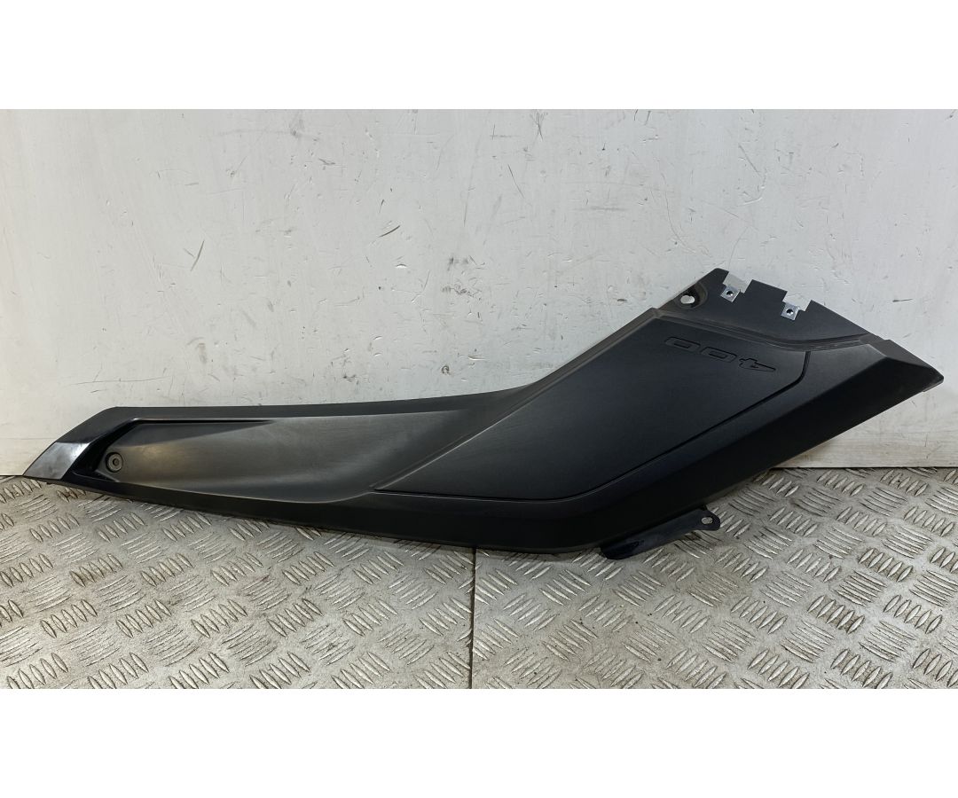 Carena Fianchetto Laterale Centrale Destro DX Yamaha X-Max Xmax 400 Dal 2017 Al 2020 1749545362325 Carena Fianchetto Laterale Centrale Destro DX Yamaha X-Max Xmax 400 Dal 2017 Al 2020 1749545362325