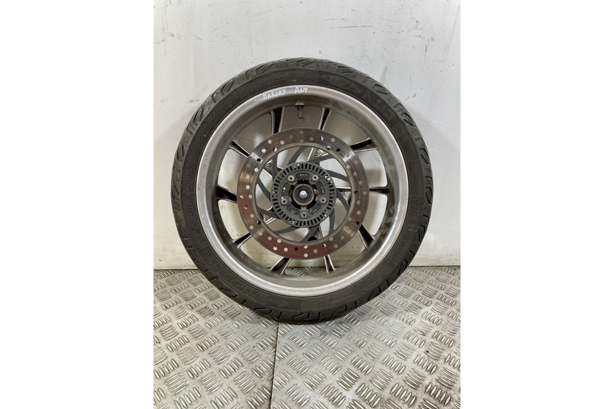 Cerchio Anteriore Piaggio Medley 125 / 150 dal 2016 al 2019  1749568380306