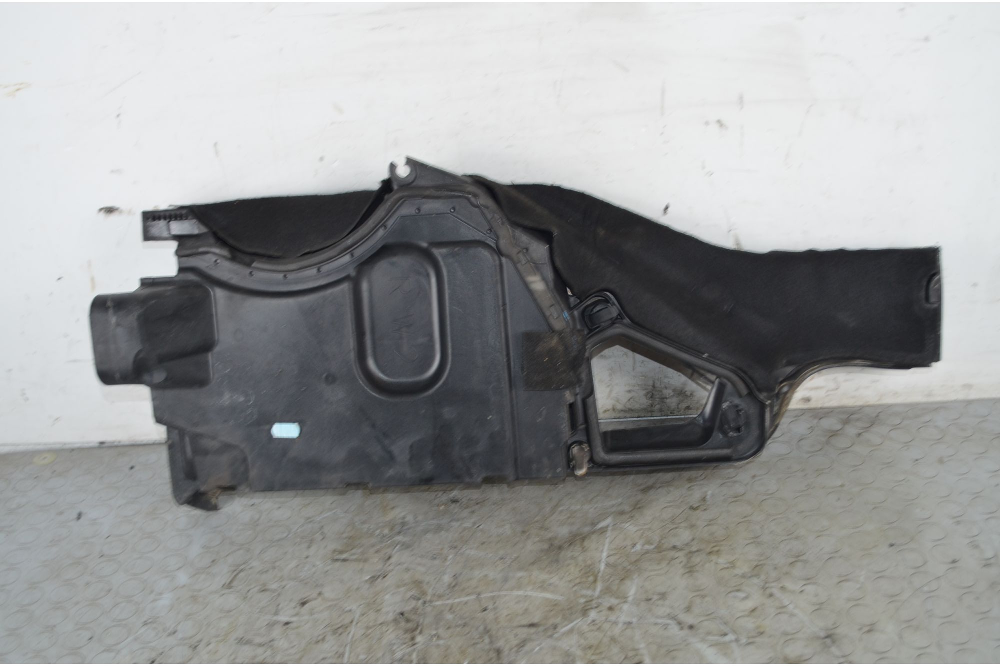 Coperchio Sottoscocca SX BMW Serie 5 E60  Dal 2003 al 2010 Cod 74850610  1749625025003