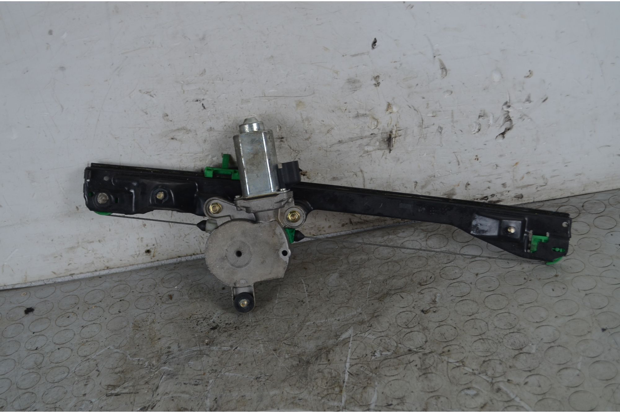 Motorino Alzacristalli Anteriore SX Fiat Punto Dal 1999 al 2011 Cod 51764550  1749626039979