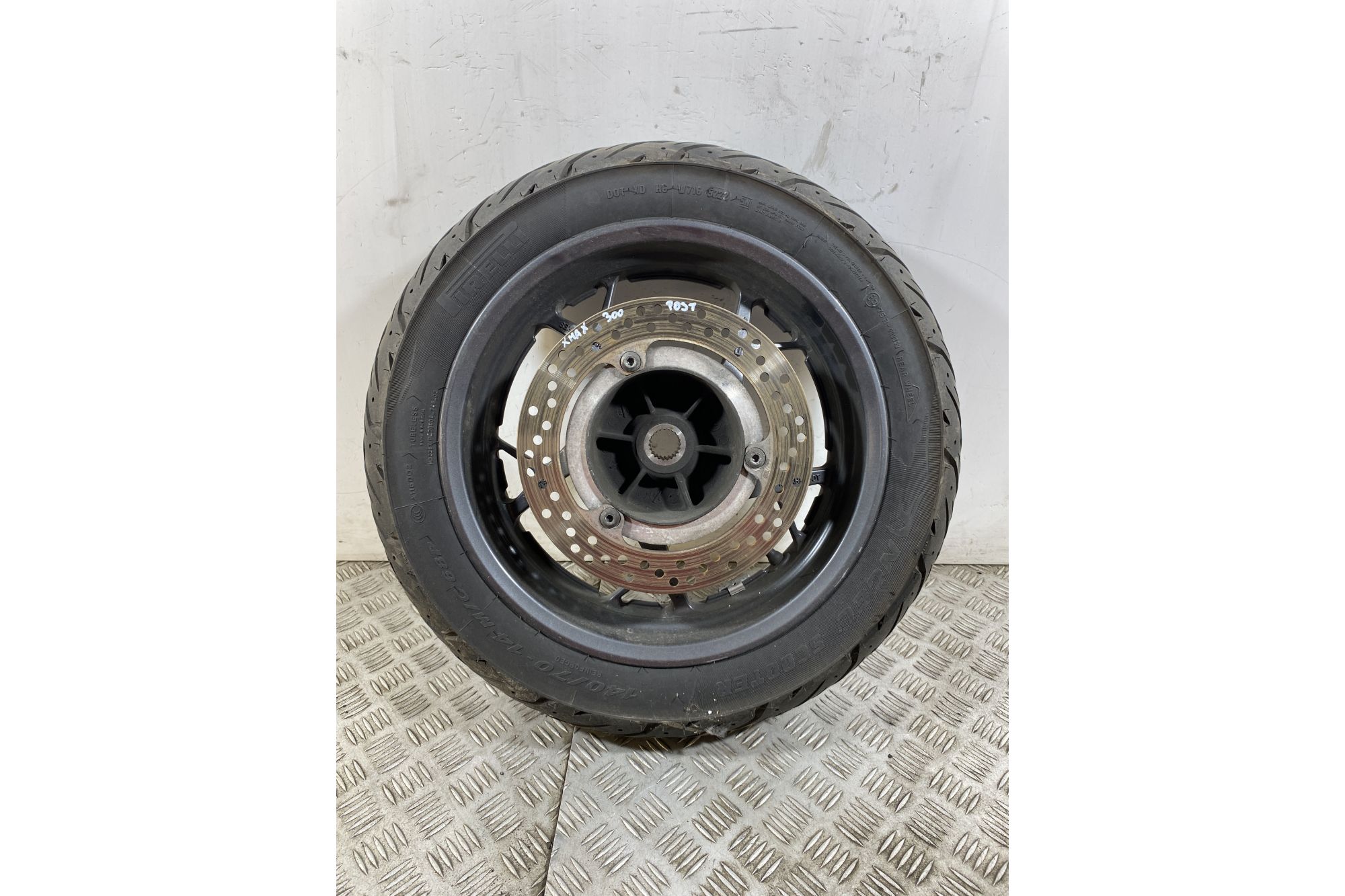 Cerchio Posteriore Yamaha Xmax X-max 300 dal 2017 al 2020  1749628665220