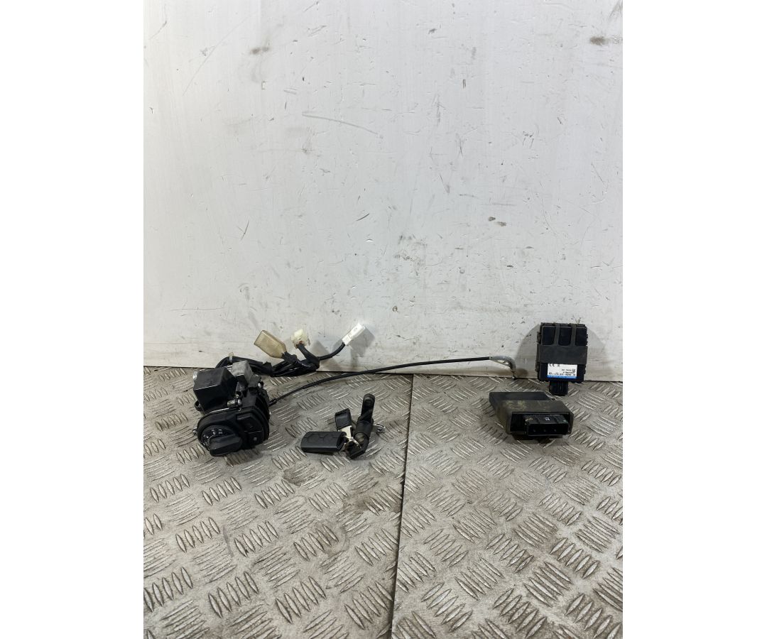 Kit Chiave Yamaha Xmax X-max 300 dal 2017 al 2020 COD B74-H6265-05 1749632916066 Kit Chiave Yamaha Xmax X-max 300 dal 2017 al 2020 COD B74-H6265-05 1749632916066