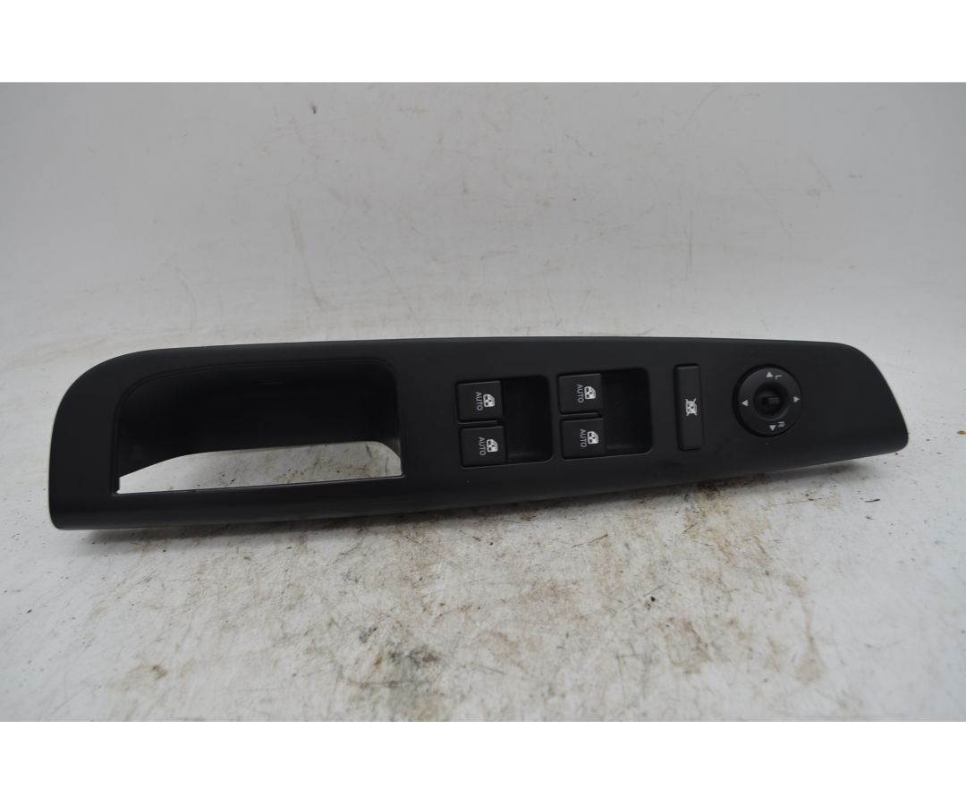 Pulsantiera Alzacristalli Anteriore SX Kia Ceed Dal 2006 al 2012 Cod 93570-1h120 1749635395448 Pulsantiera Alzacristalli Anteriore SX Kia Ceed Dal 2006 al 2012 Cod 93570-1h120 1749635395448