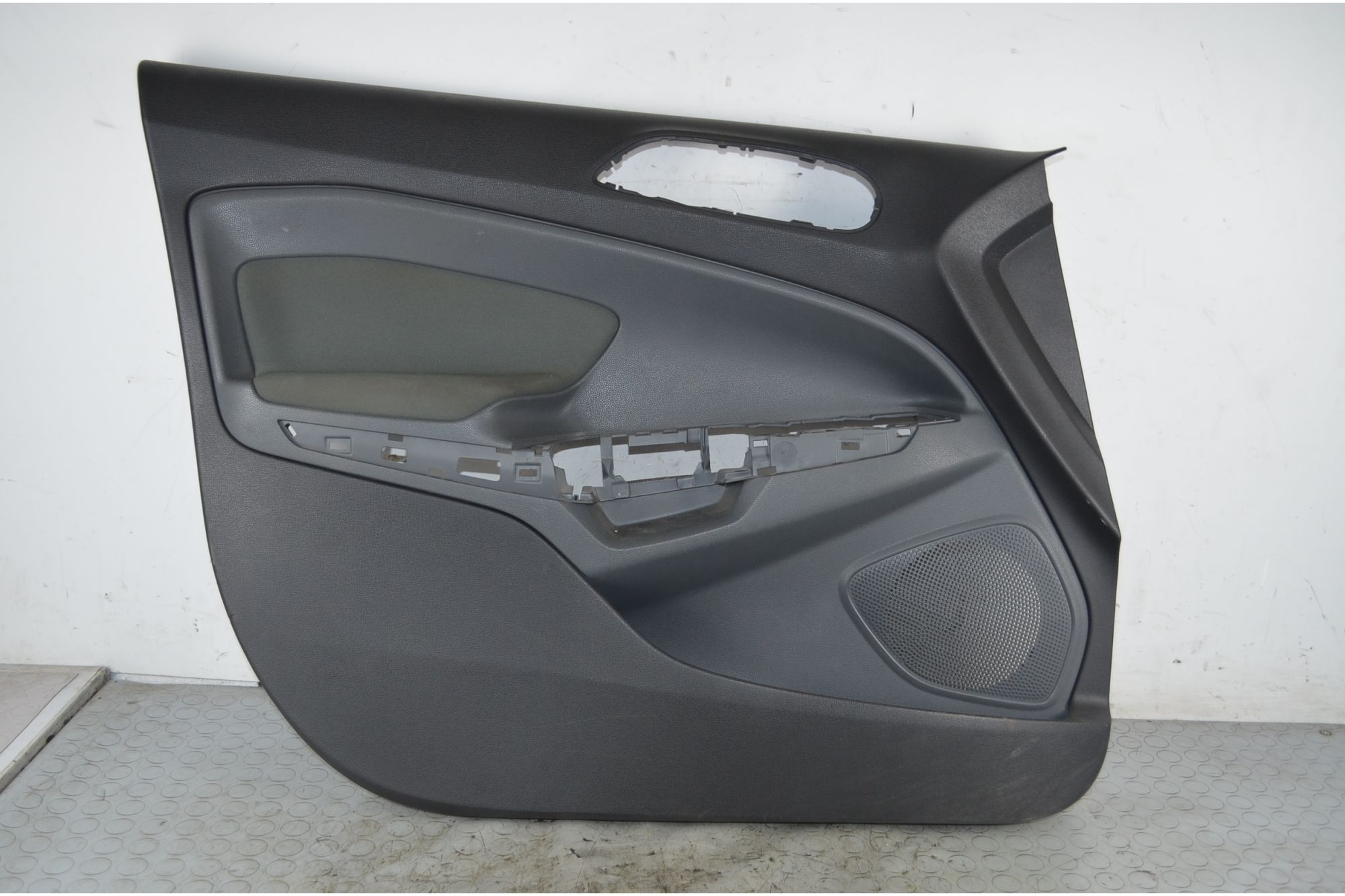 Pannello porta anteriore SX Ford Ecosport Dal 2014 al 2018 Cod 1871339  1749646244711