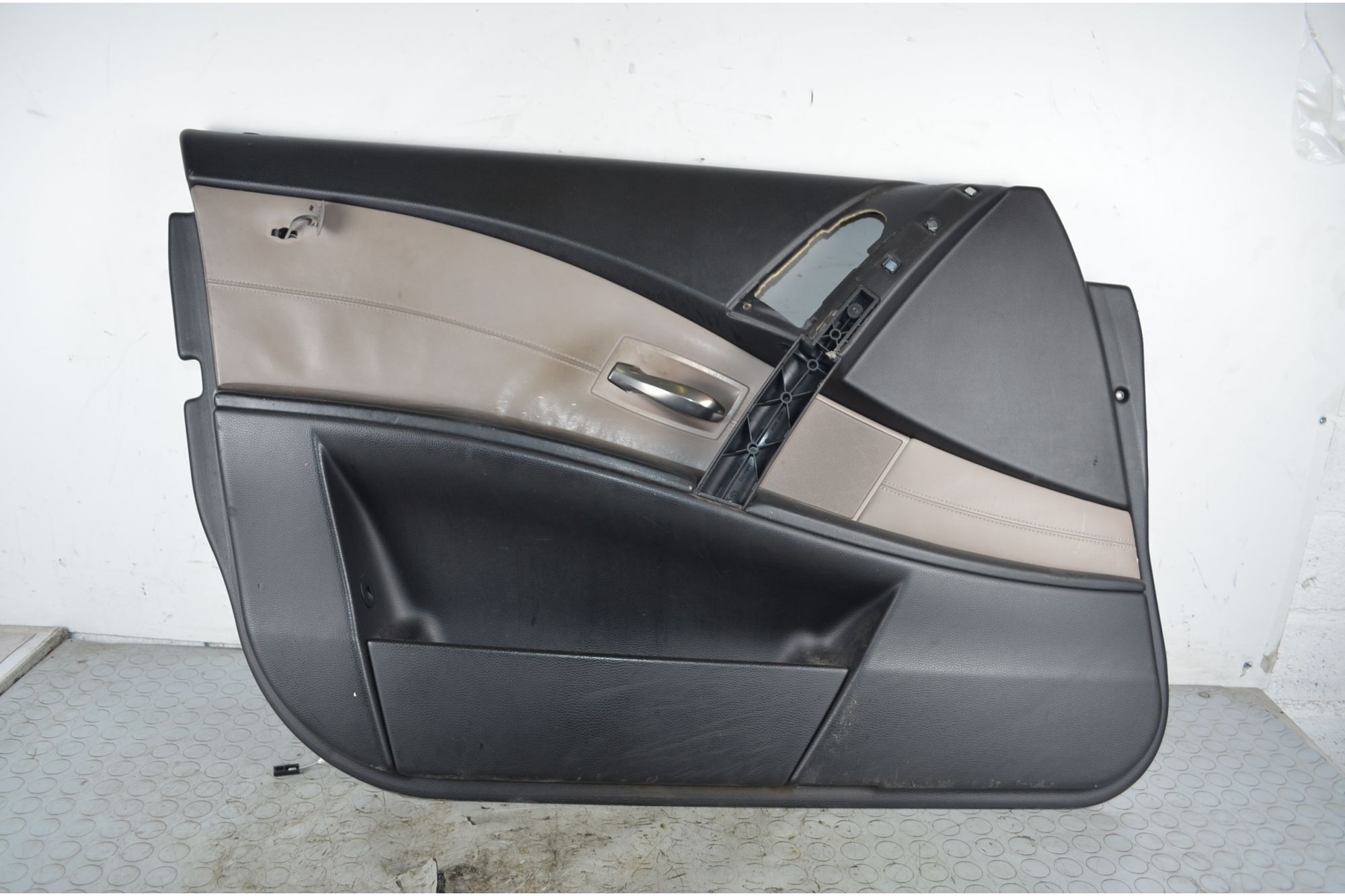 Pannello porta anteriore SX Bmw Serie 5 E60 SW Dal 2007 al 2010 Cod 51417233433  1749651950904