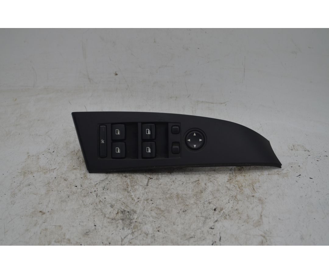 Pulsantiera alzacristalli anteriore SX Bmw Serie 5 E60 sw Dal 2007 al 2010 Cod 6951909 1749653693014 Pulsantiera alzacristalli anteriore SX Bmw Serie 5 E60 sw Dal 2007 al 2010 Cod 6951909 1749653693014