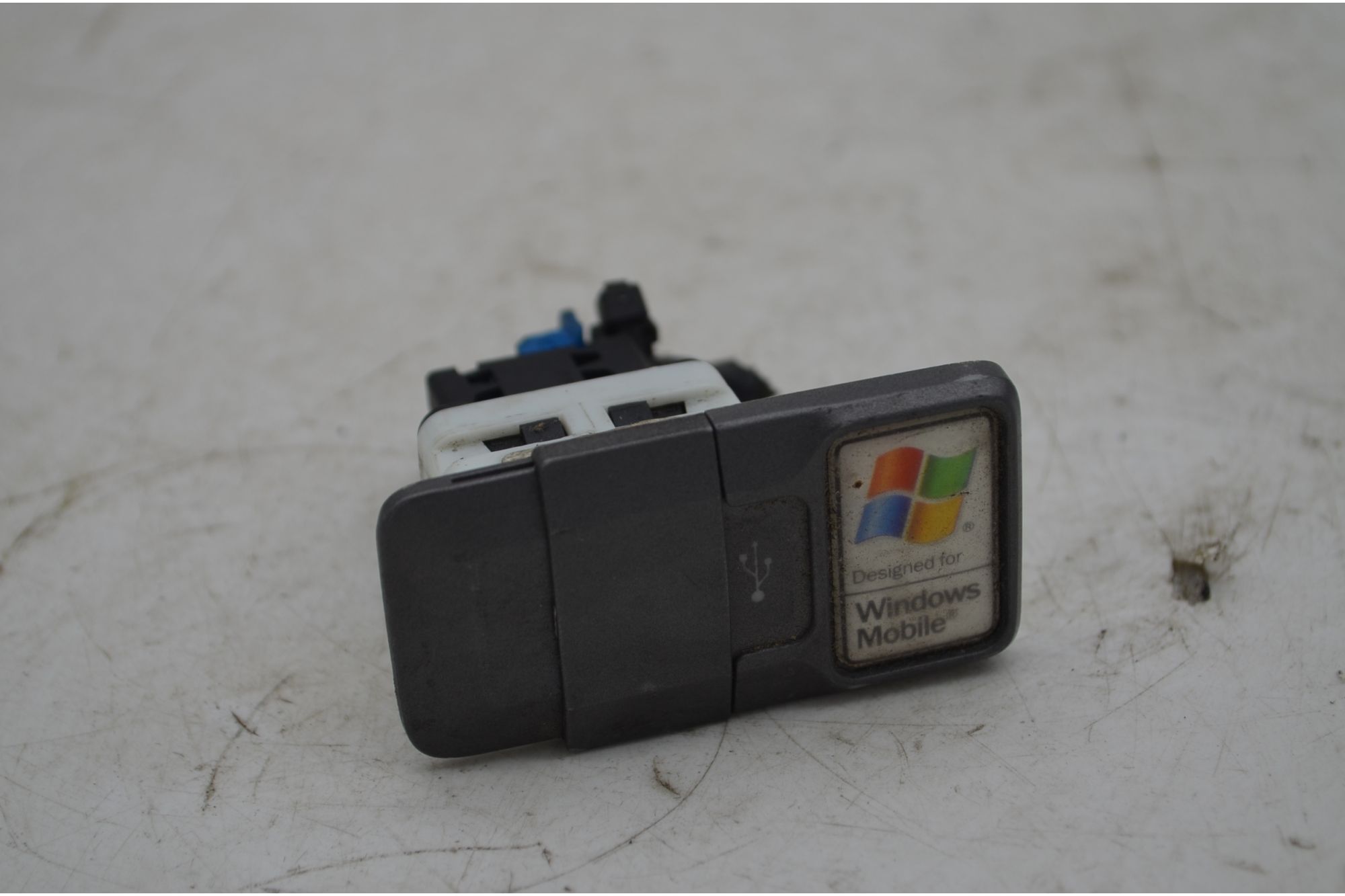 Presa USB Fiat 500 Dal 2007 al 2015 Cod 735493636  1749712727919