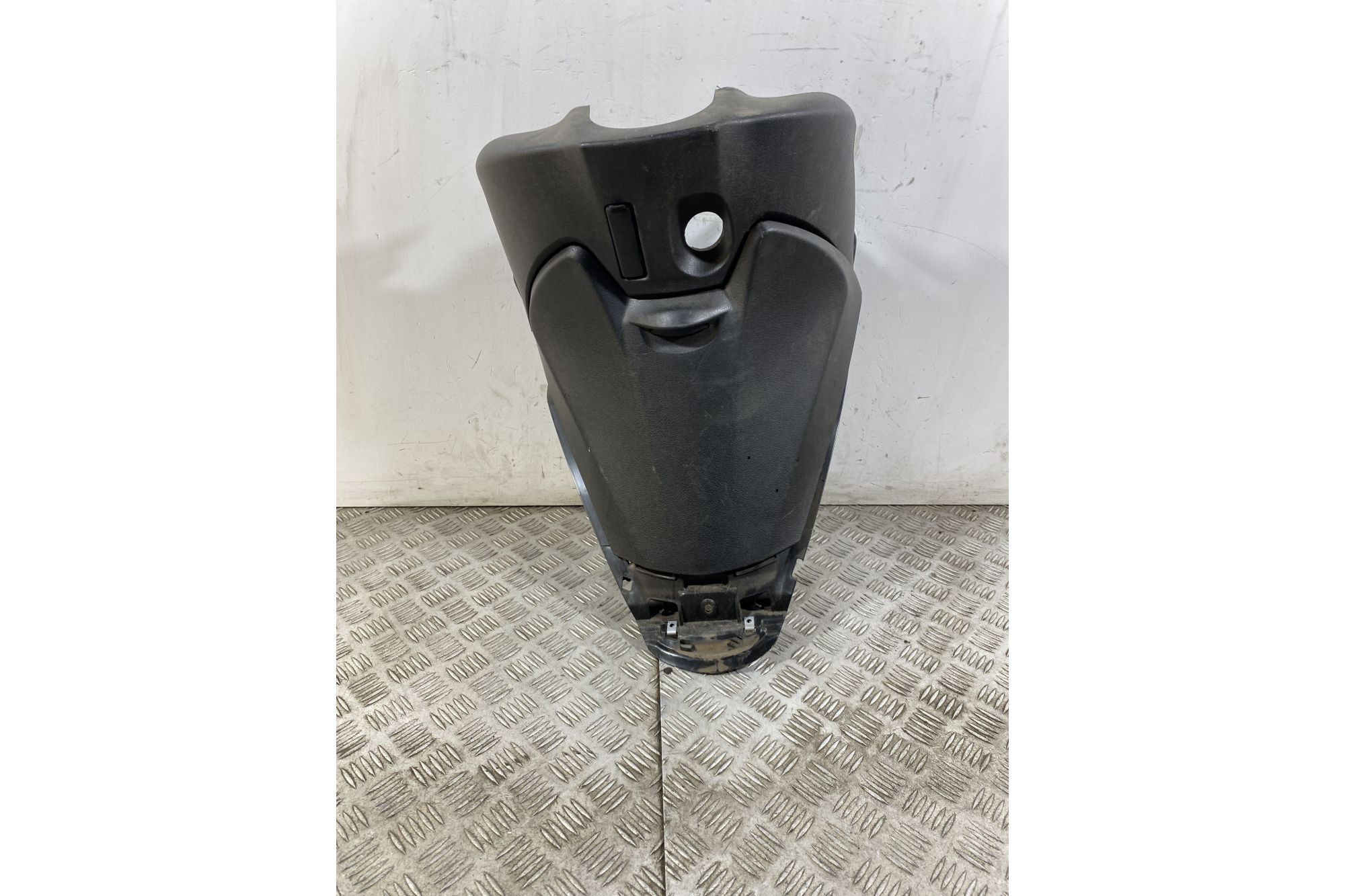 Carena retroscudo Piaggio Medley 125 Del 2020  1749818764078