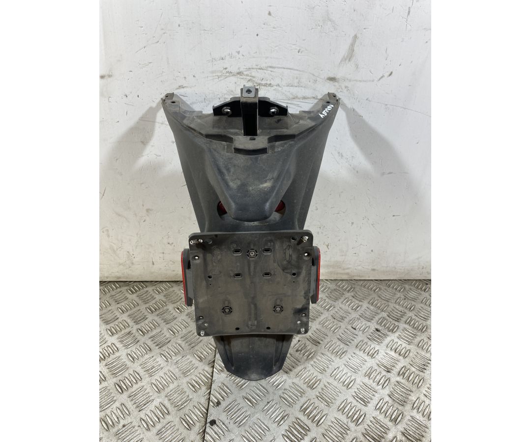 Carena Portatarga Posteriore Piaggio Medley 125 Del 2020 1749826610466 Carena Portatarga Posteriore Piaggio Medley 125 Del 2020 1749826610466