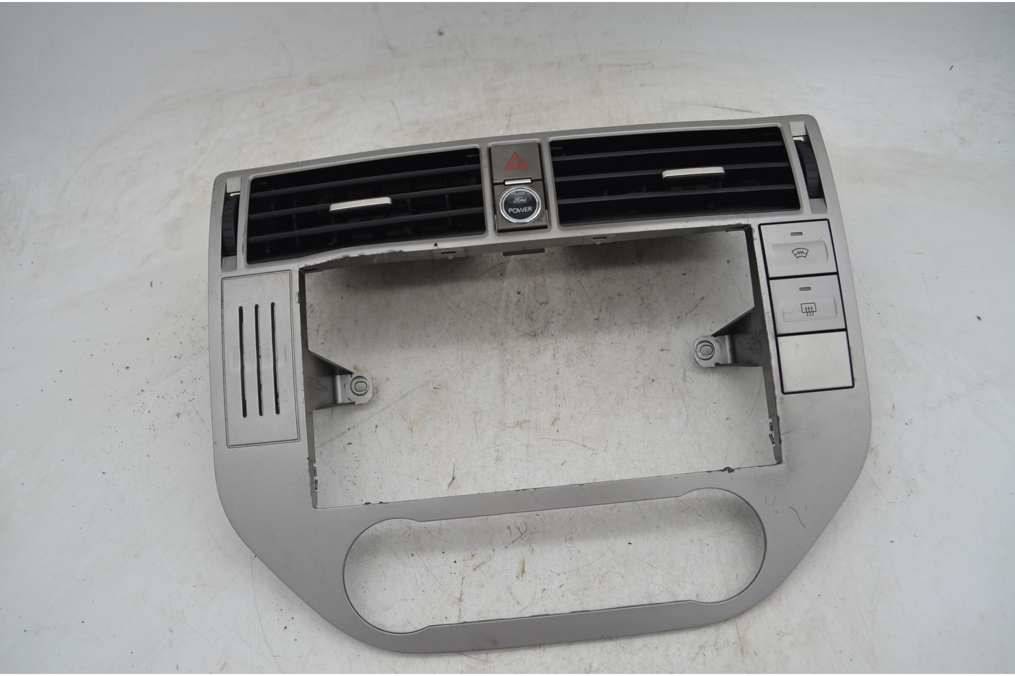 Bocchette Aria + Pulsante Quattro Frecce Ford Kuga Dal 2008 al 2012 Cod 3M51-R014L21  1750056748775