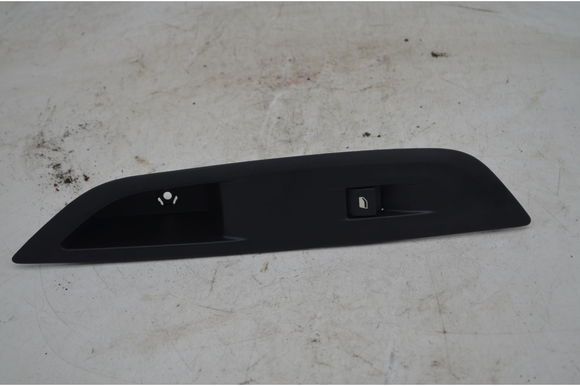 Pulsantiera Alzacristalli Anteriore DX Peugeot 208 Dal 2023 in poi Cod 2302812  1750057468757