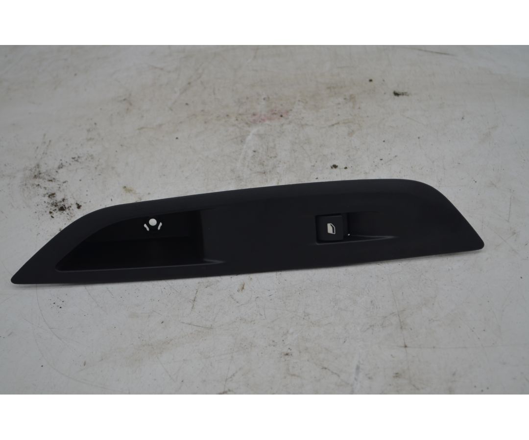 Pulsantiera Alzacristalli Anteriore DX Peugeot 208 Dal 2023 in poi Cod 2302812 1750057468757 Pulsantiera Alzacristalli Anteriore DX Peugeot 208 Dal 2023 in poi Cod 2302812 1750057468757