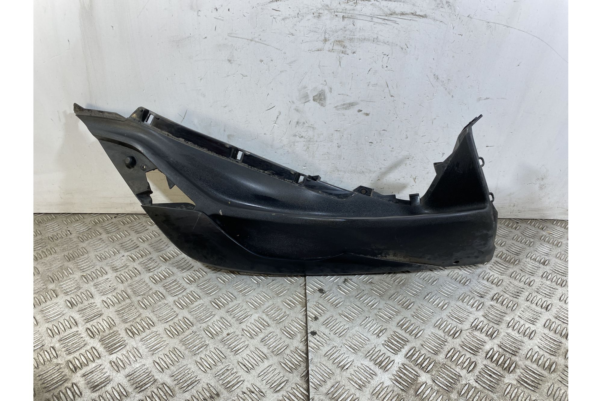 Carena Pedana Poggiapiedi Destra Dx Piaggio Medley 125 Del 2020  1750064748996