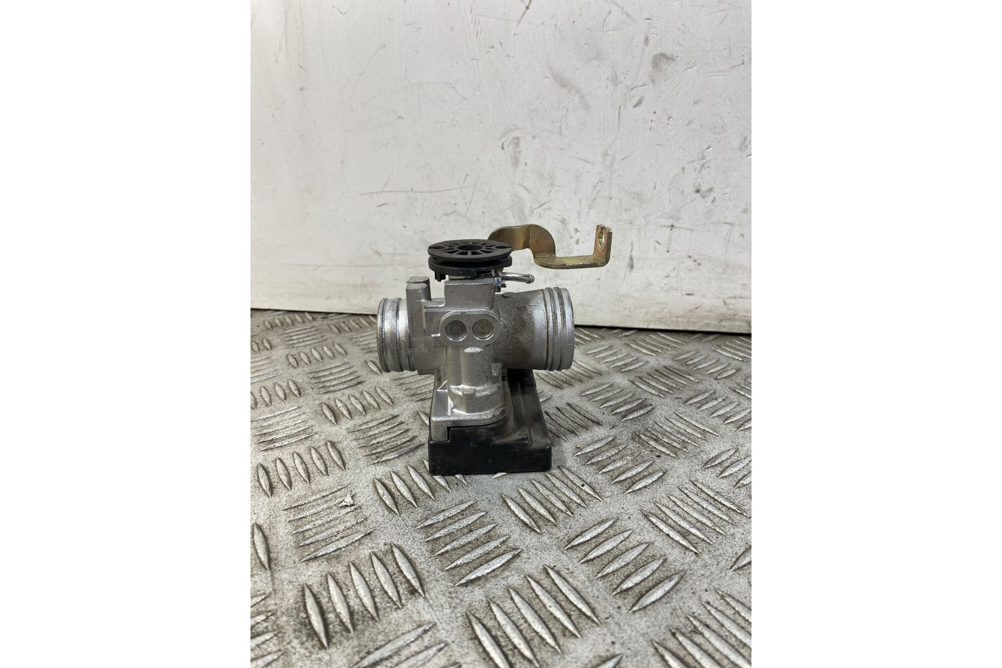 Corpo Farfallato Peugeot Tweet 125 / 150 dal 2017 al 2020 COD 21E-E5B  1750069985099
