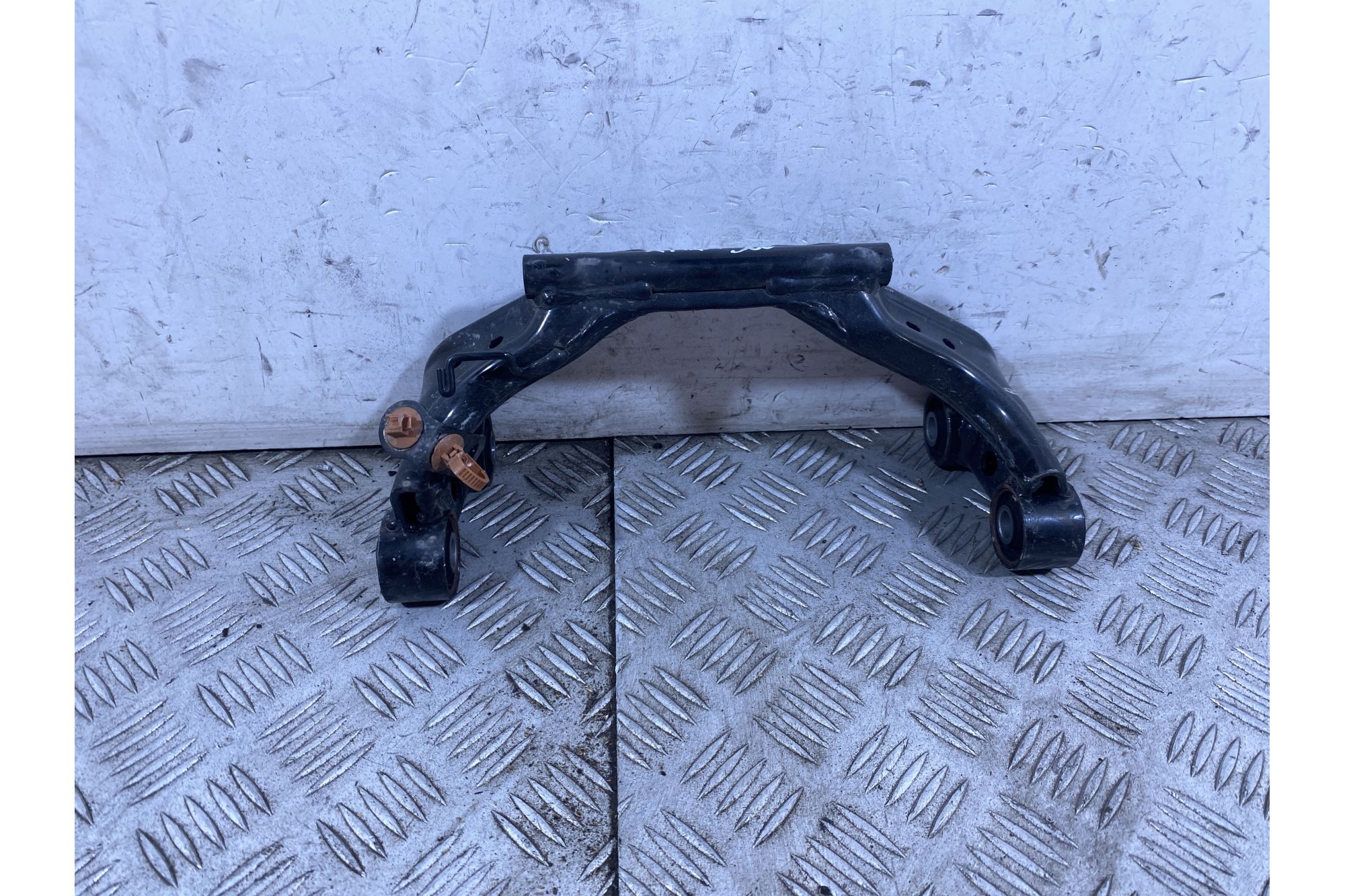 Staffa Supporto Motore Yamaha Xmax X-max 300 dal 2017 al 2020  1750080600872