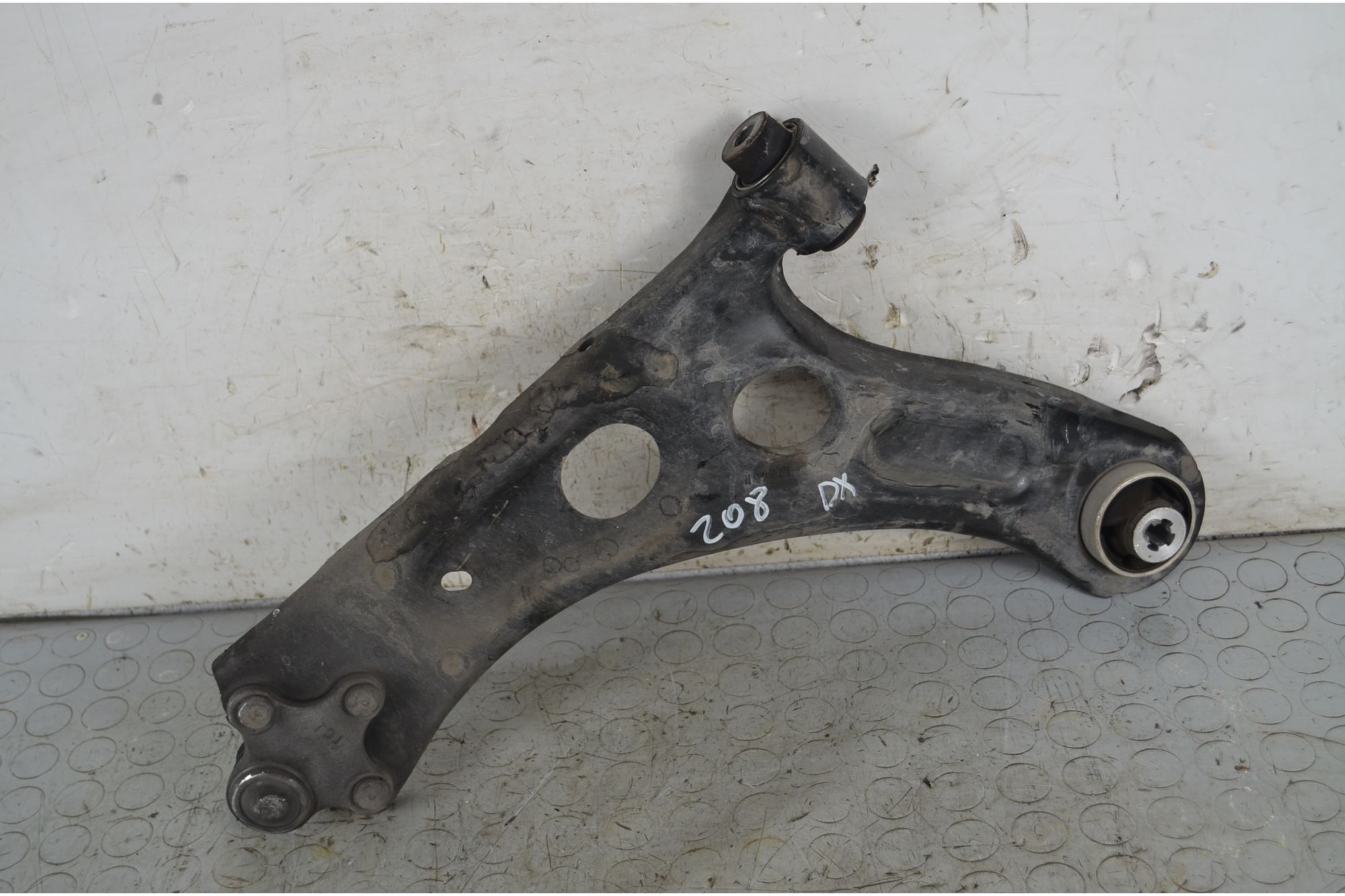 Braccio Oscillante Anteriore DX Peugeot 208 Dal 2023 in poi Cod 9857897880  1750151543527