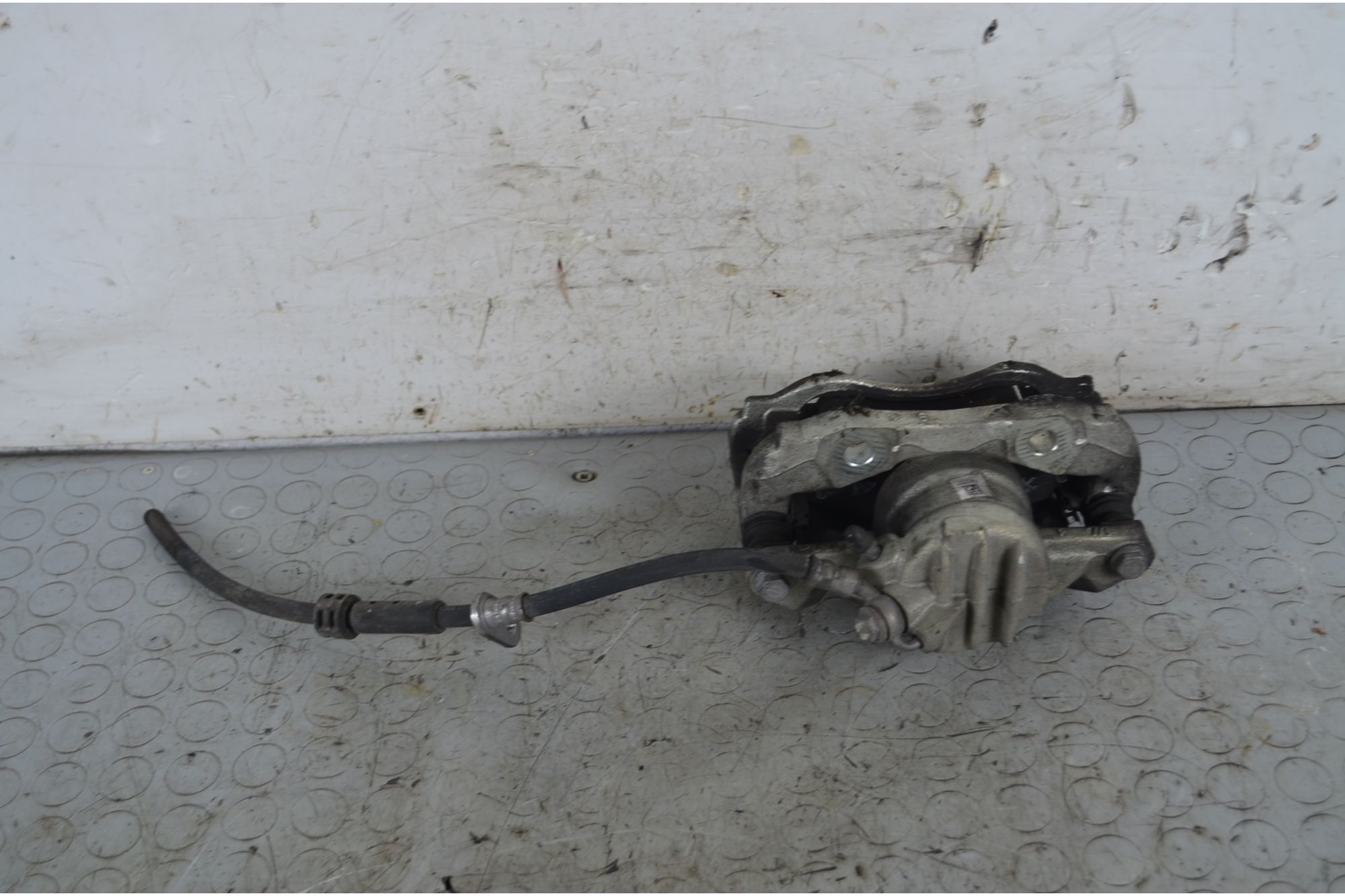 Pinza Freno Anteriore DX Peugeot 208 Dal 2023 in poi Cod 1663358280  1750153344511