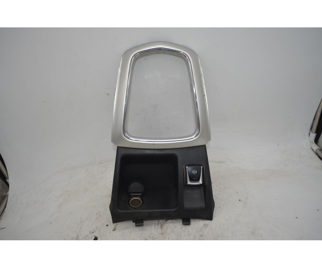 Rivestimento Console Centrale Nissan Qashqai J11 Dal 2014 al 2018 Cod 969XC4EH0A 1750156900707 Rivestimento Console Centrale Nissan Qashqai J11 Dal 2014 al 2018 Cod 969XC4EH0A 1750156900707