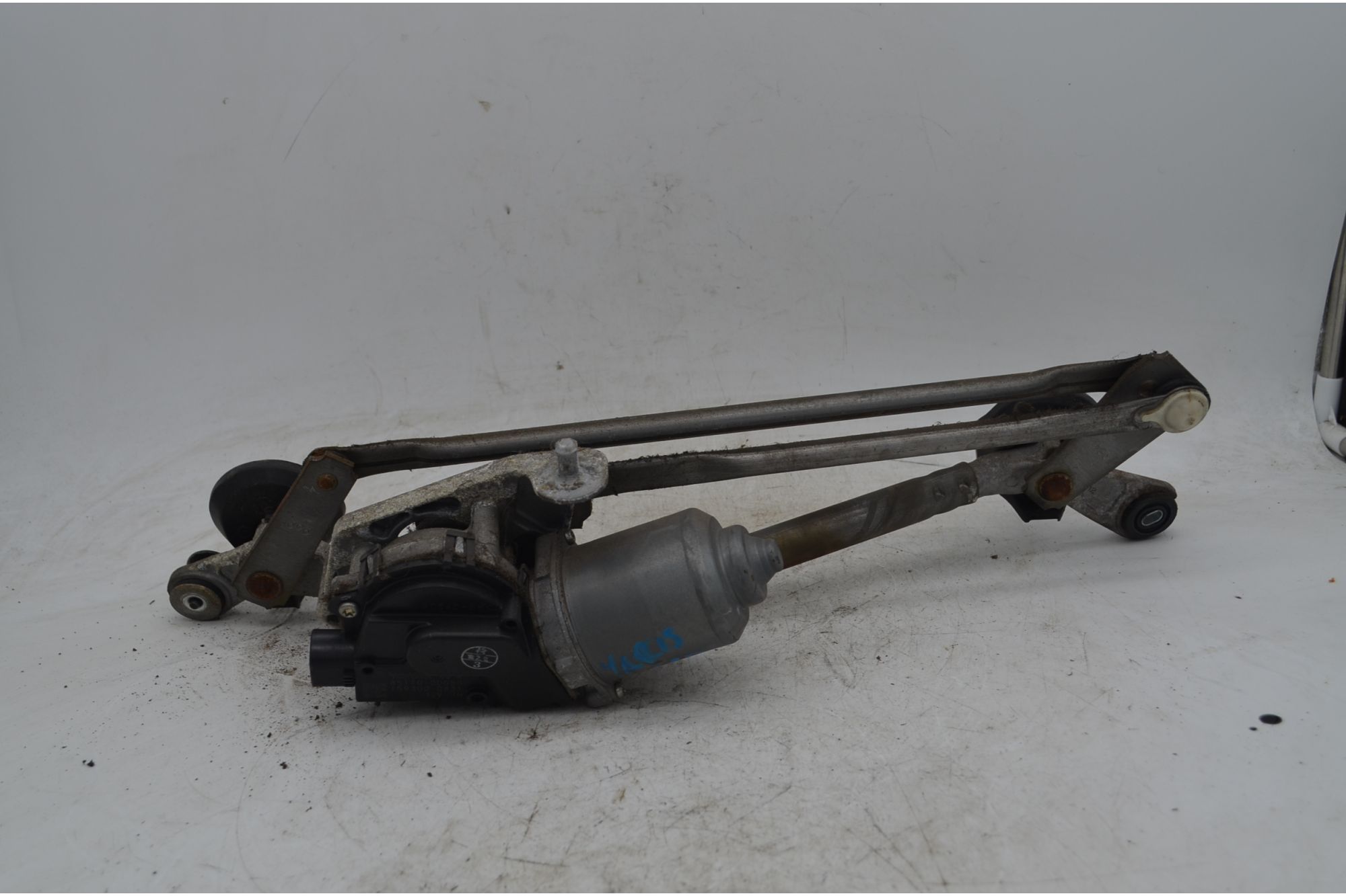 Motorino tergicristalli anteriore Toyota Yaris Dal 2005 al 2011 Cod 8510-0d080  1750251815951