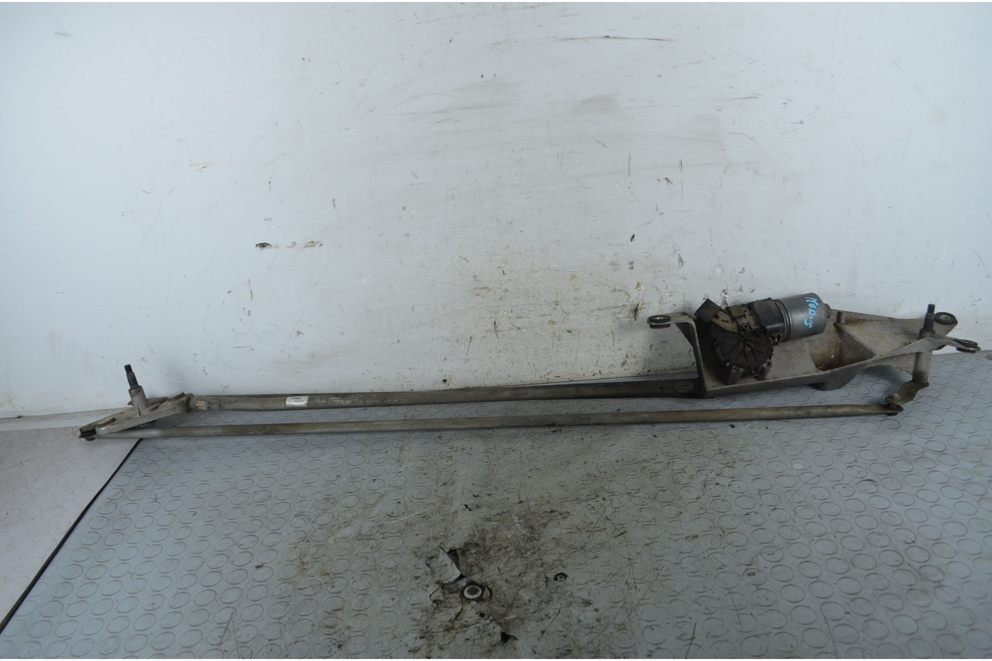 Motorino tergicristallo anteriore Renault Modus Dal 2004 al 2008 Cod 0390241777  1750252421984
