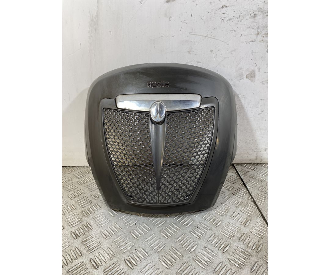 Carena Scudetto Anteriore Aprilia Scarabeo Light 125 / 200 dal 2007 al 2013 1750319669502 Carena Scudetto Anteriore Aprilia Scarabeo Light 125 / 200 dal 2007 al 2013 1750319669502