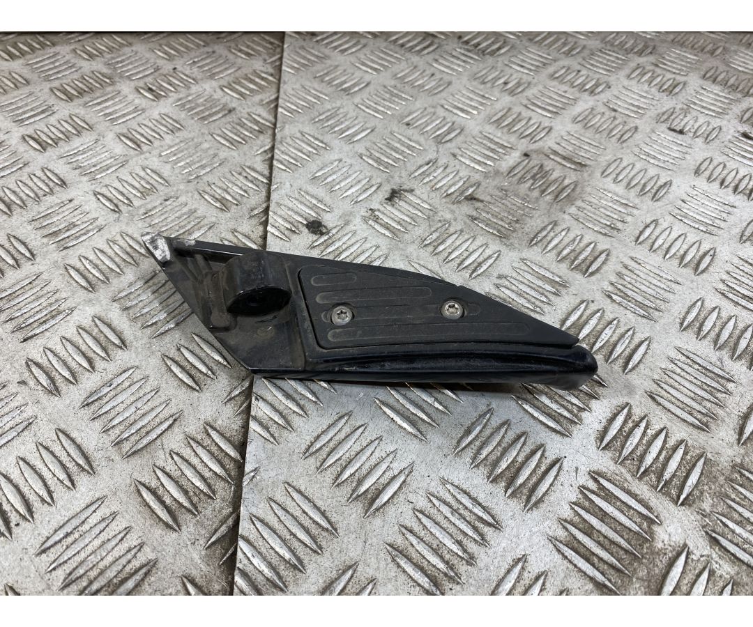 Pedalino Poggiapiedi Passeggero Destro Dx Piaggio Medley 125 Del 2020 1750344531164 Pedalino Poggiapiedi Passeggero Destro Dx Piaggio Medley 125 Del 2020 1750344531164
