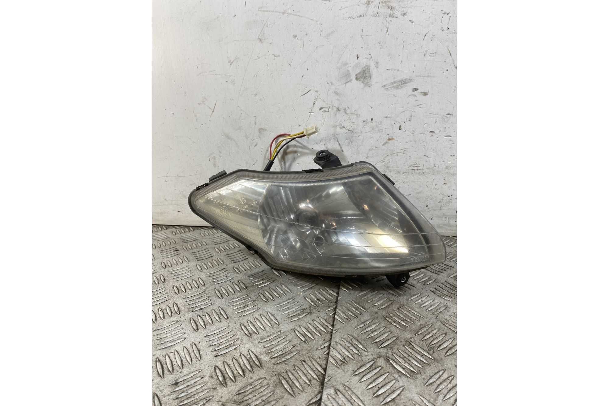 Faro Fanale Anteriore Destro DX Adiva AD 3 300 Del 2020  1750345032684