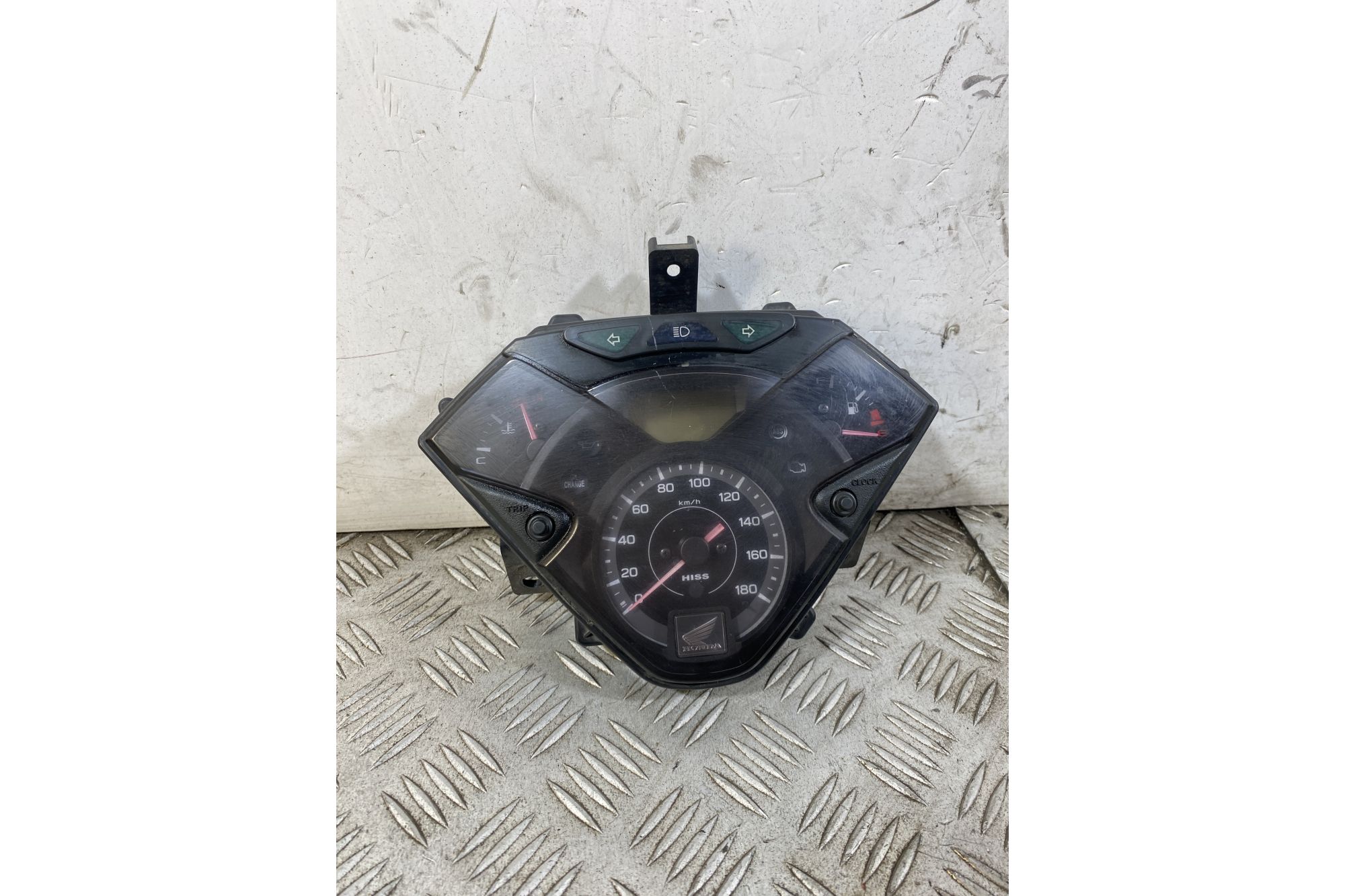 Strumentazione Contachilometri Honda SH 300 dal 2011 al 2013 COD 37100KTWB11  1750346362643