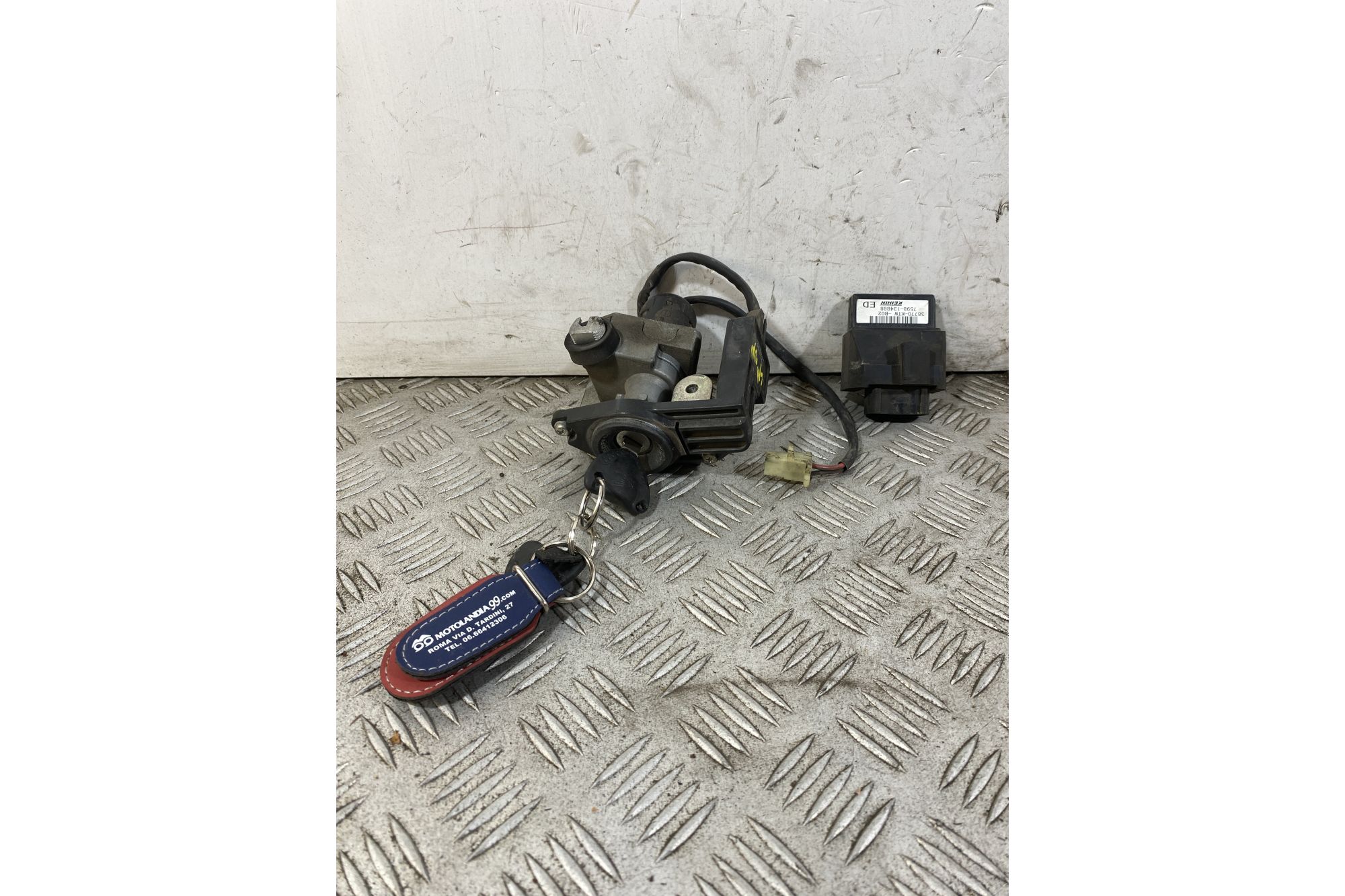 Kit Chiave Honda SH 300 dal 2011 al 2013 COD 38770-KTW-B02  1750416170475
