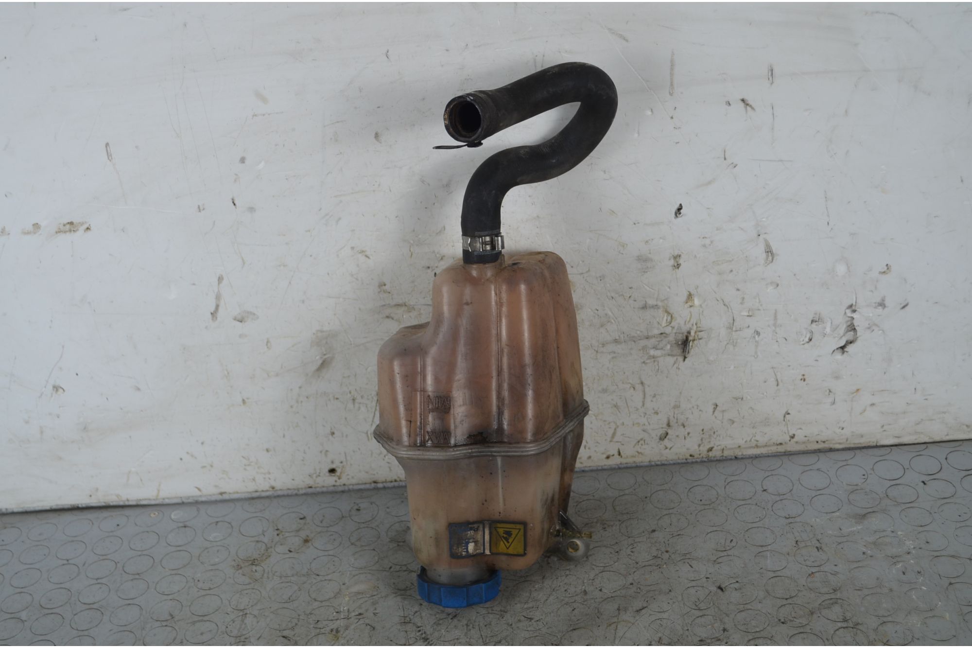 Vaschette Liquido Radiatore Alfa Romeo 159 Dal 2005 al 2011 Cod 50516508  1750431331042