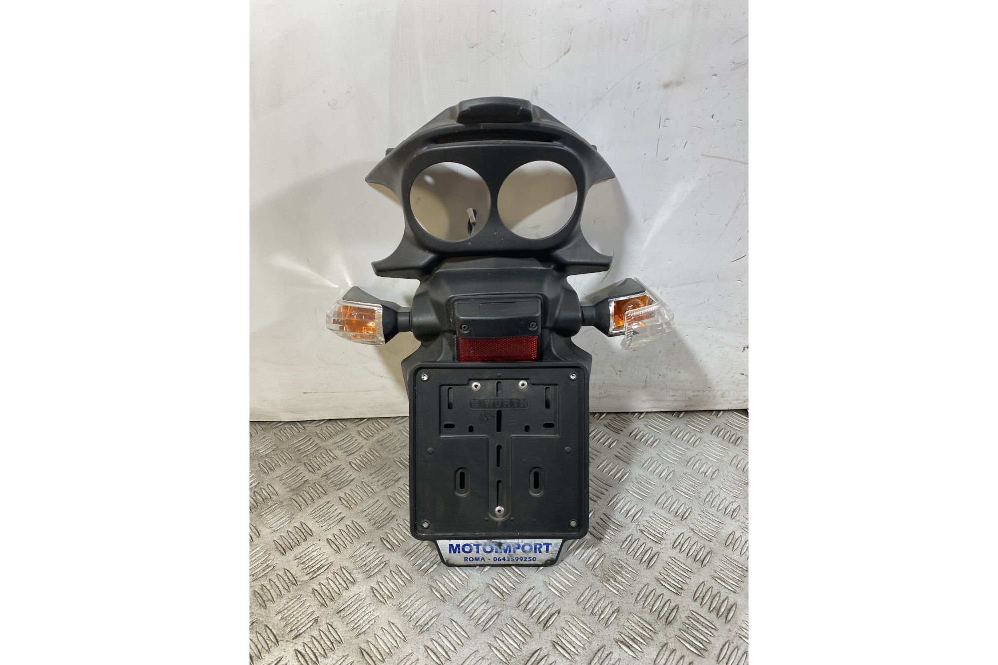 Carena Portatarga Con Frecce Suzuki GSR 600 dal 2006 al 2011  1750682435803