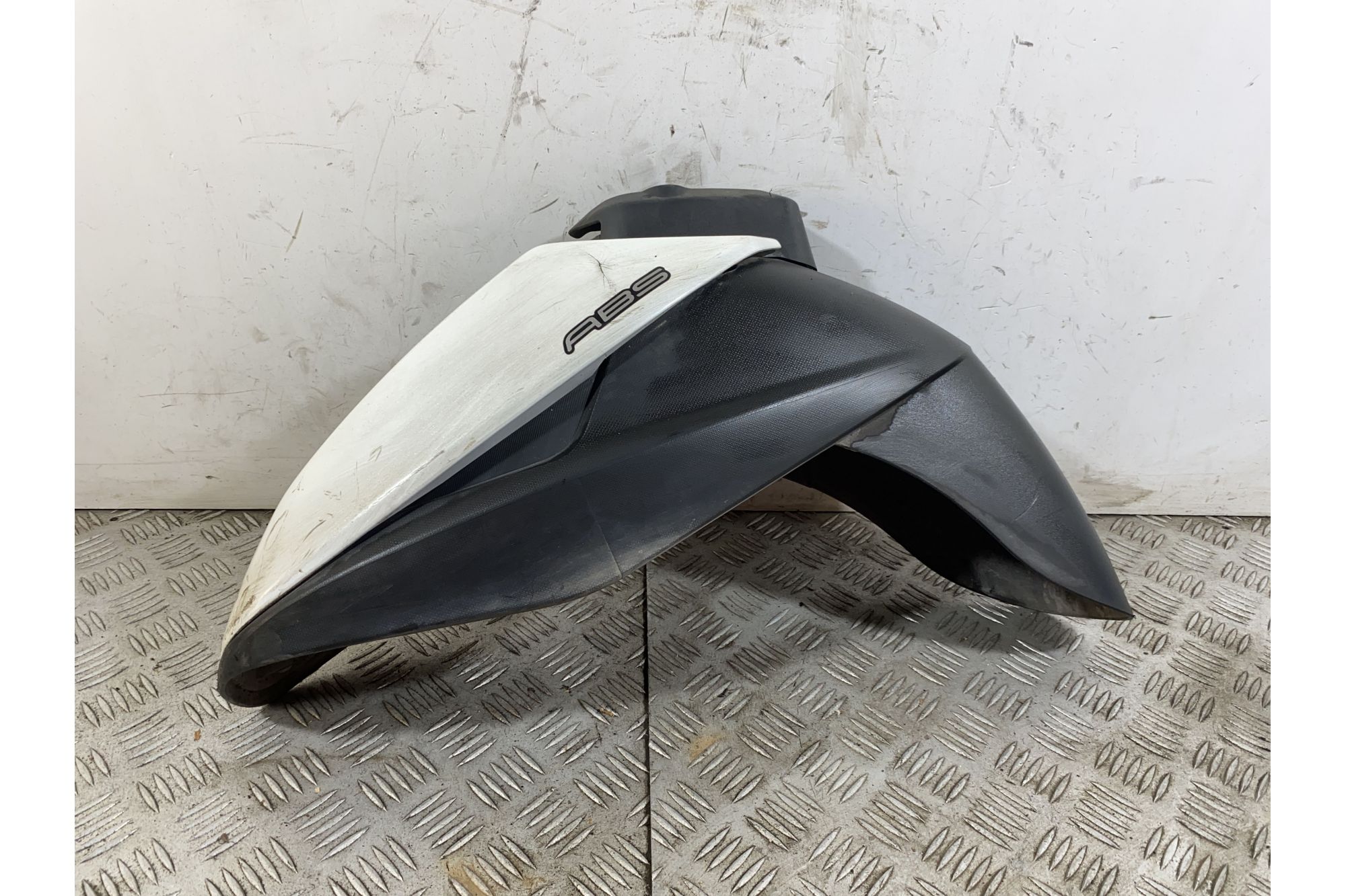 Carena Parafango anteriore sinistro Sx Yamaha Tricity 125 dal 2014 al 2020  1750685159089