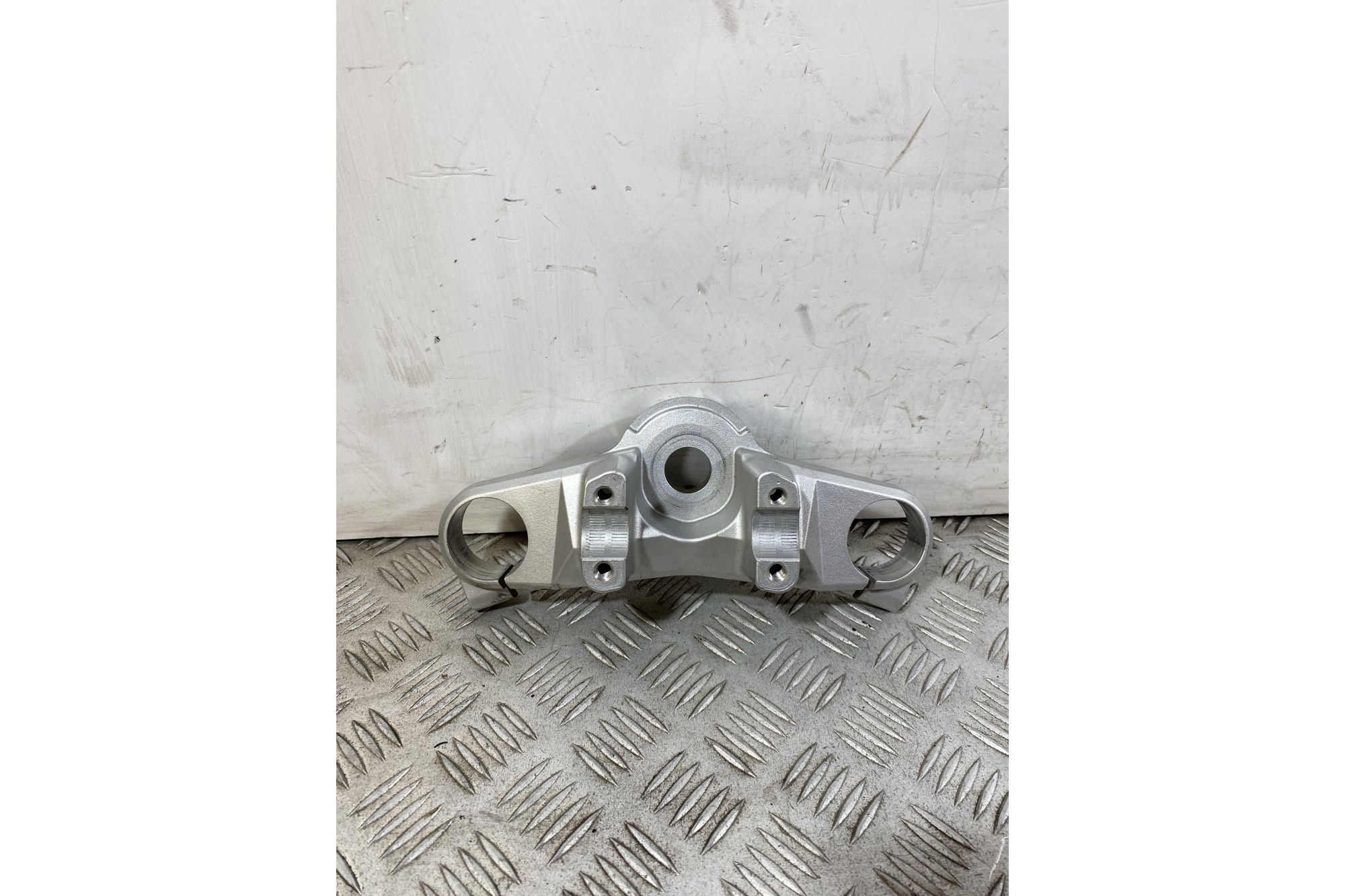 Piastra Supporto Forcella Superiore Suzuki GSR 600 dal 2006 al 2011  1750690488051