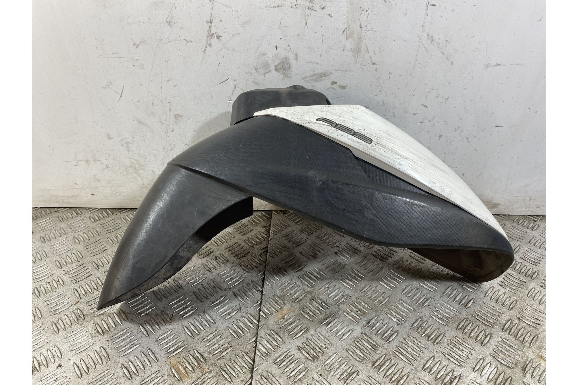 Carena Parafango anteriore Destro Dx Yamaha Tricity 125 dal 2014 al 2020  1750748498810
