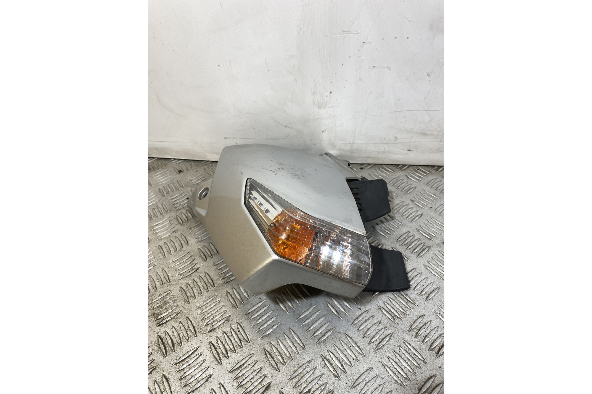 Carena Freccia Anteriore Destra DX Suzuki GSR 600 dal 2006 al 2011  1750756443574