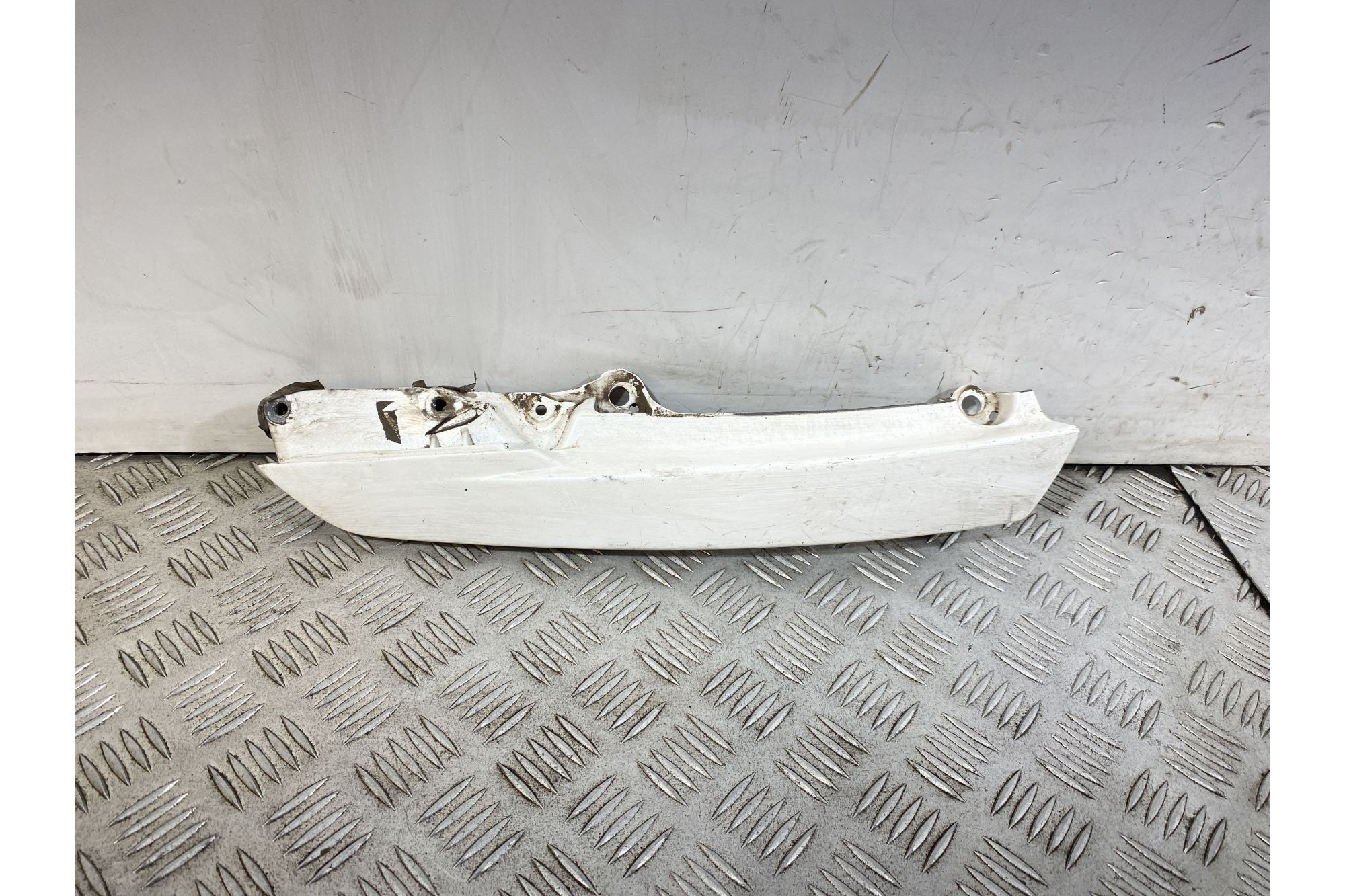 Maniglione Posteriore Destro Dx Yamaha Tricity 125 dal 2017 al 2020  1750760327853